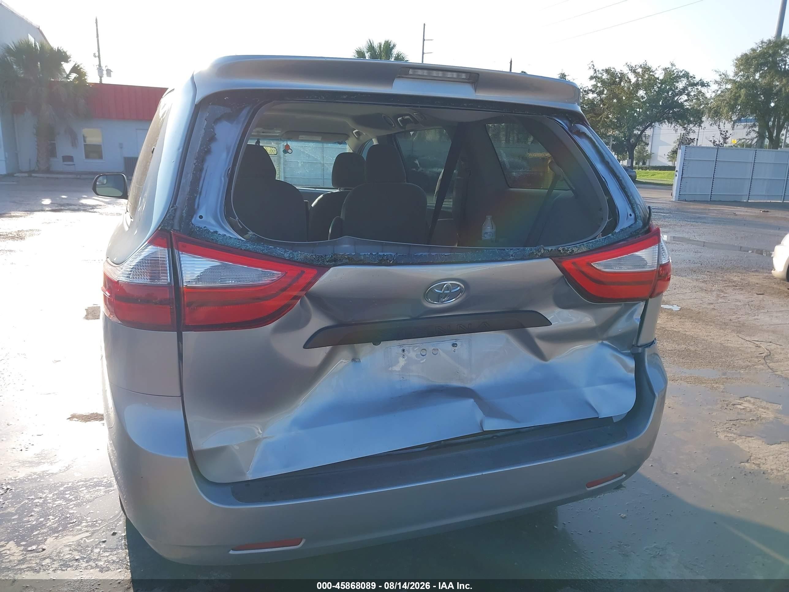 2015 Toyota Sienna L 7 Passenger Синий vin: 5TDZK3DC2FS660697