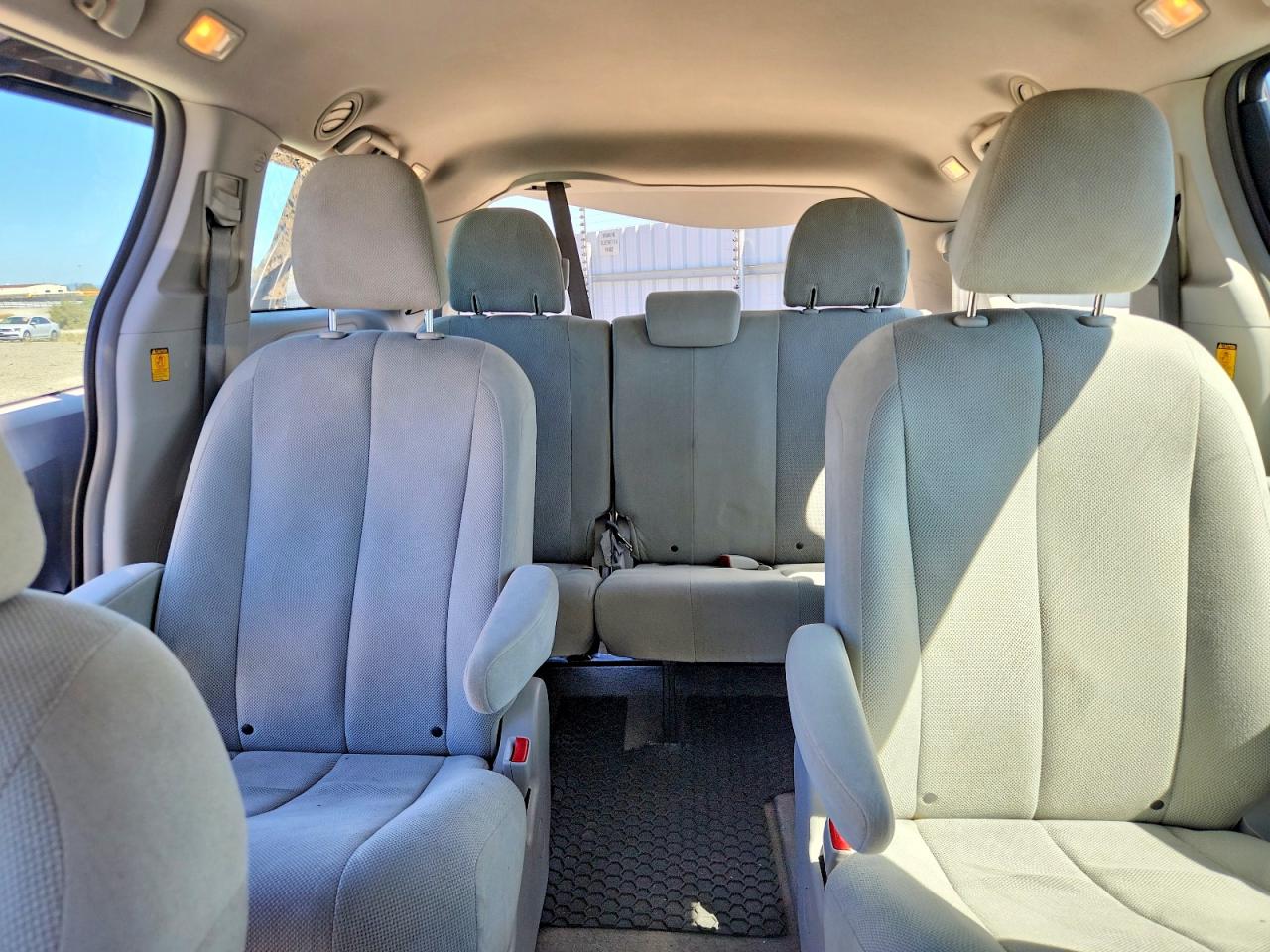 2013 Toyota Sienna L 7-passenger Gray vin: 5TDZK3DC3DS300870