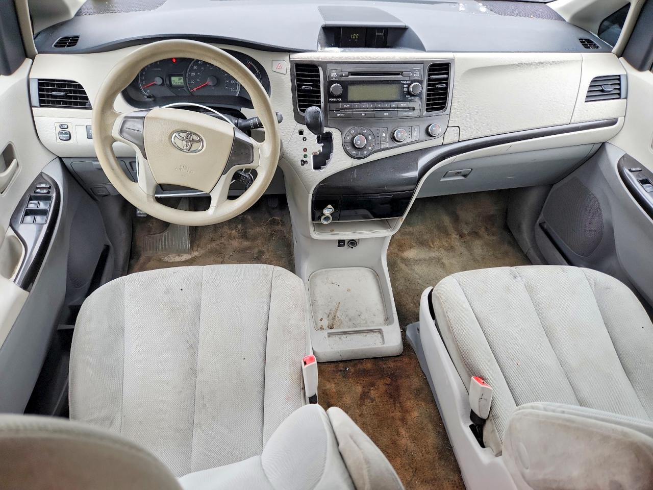 2014 Toyota Sienna L 7-passenger Серый vin: 5TDZK3DC3ES439088