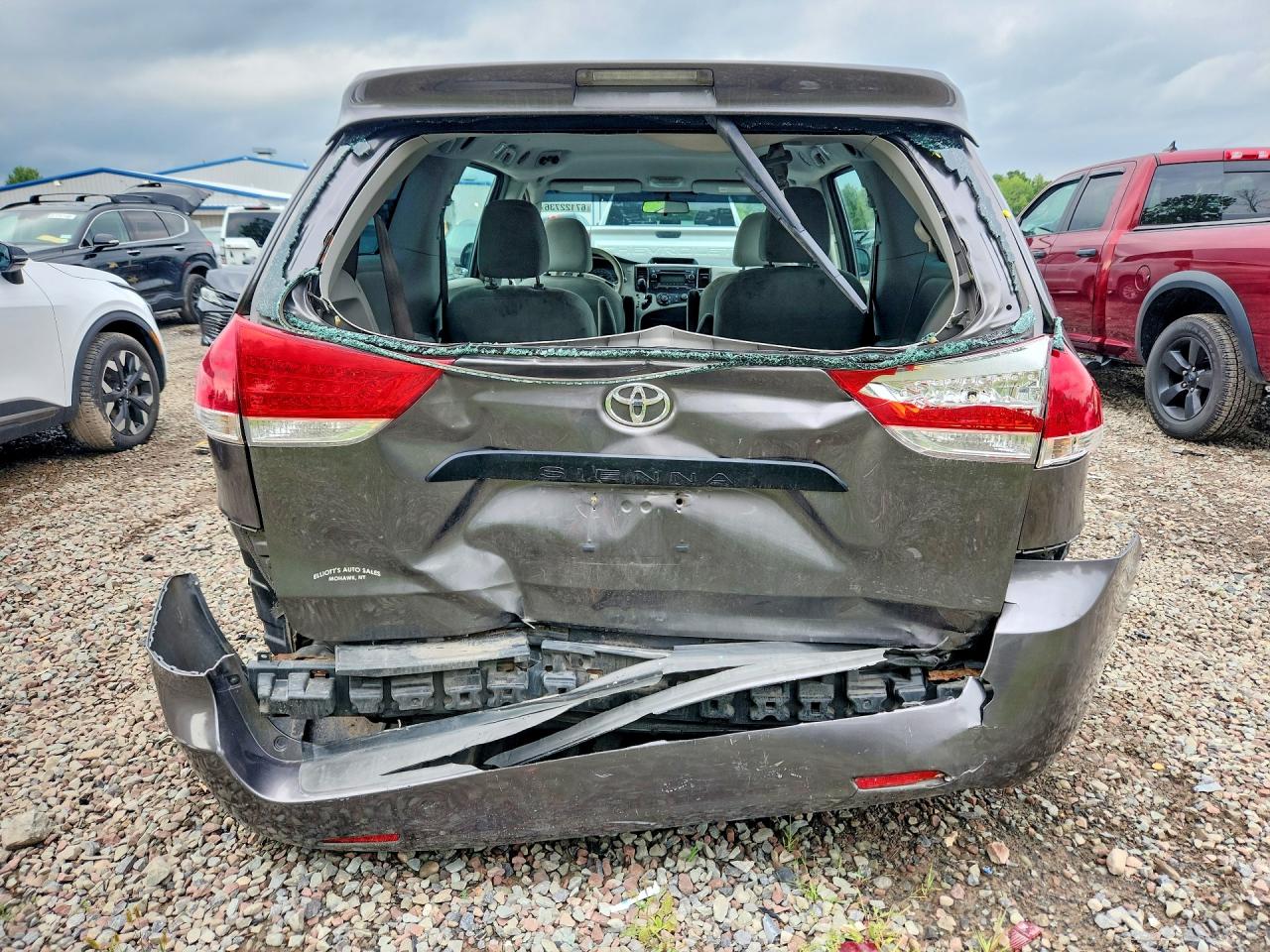 2014 Toyota Sienna L 7-passenger Серый vin: 5TDZK3DC3ES439088