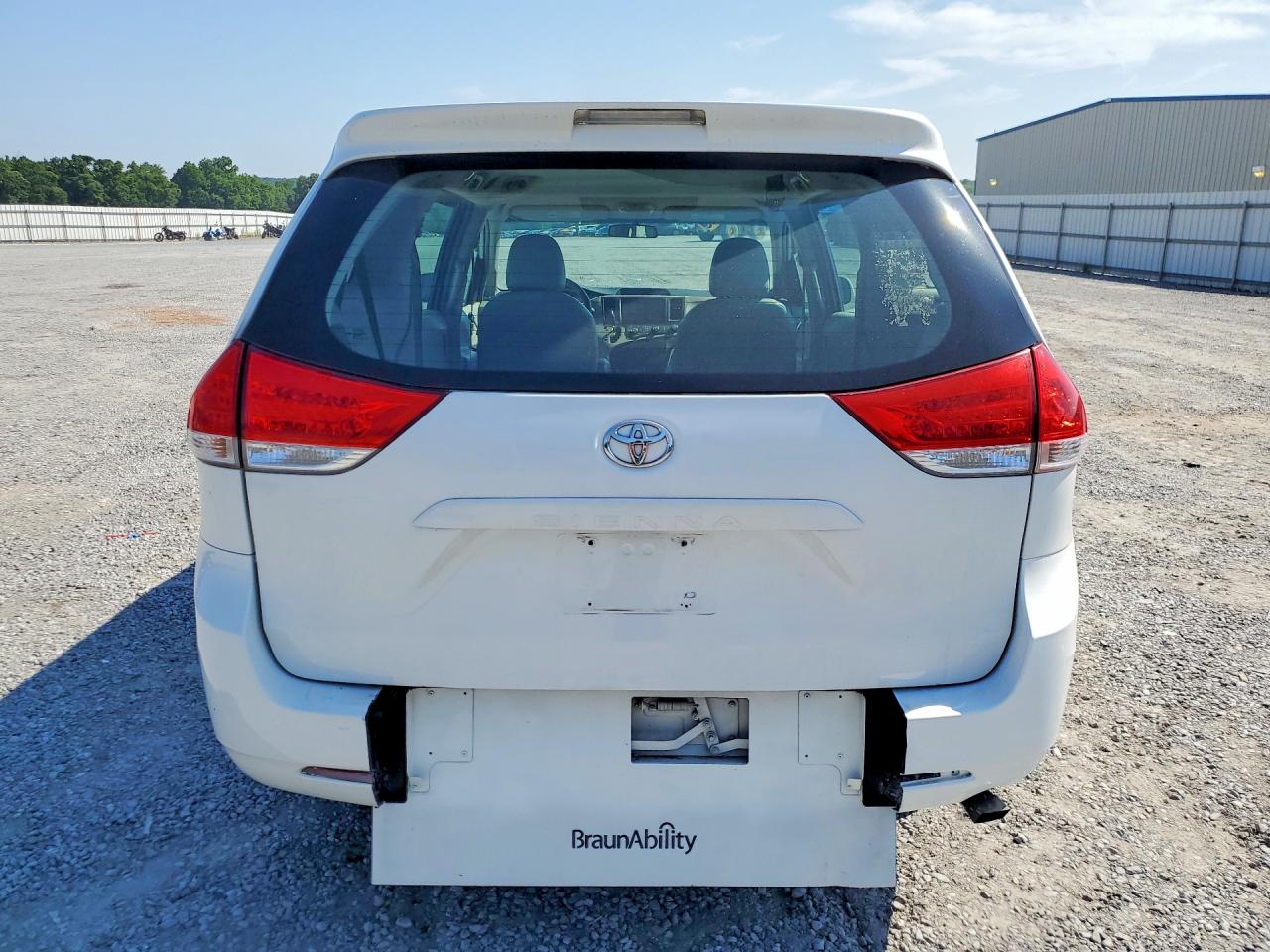 2014 Toyota Sienna L 7-passenger Белый vin: 5TDZK3DC3ES450849