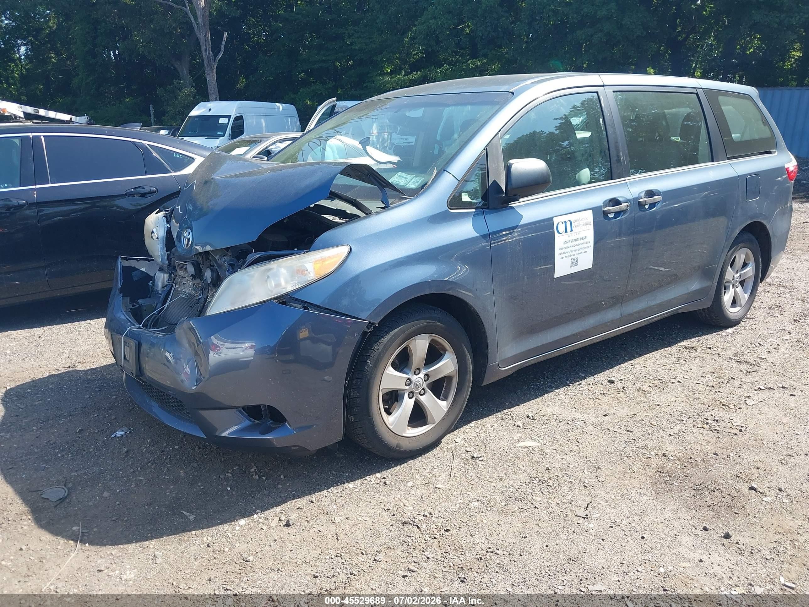 2015 Toyota Sienna L 7 Passenger Синий vin: 5TDZK3DC3FS585962