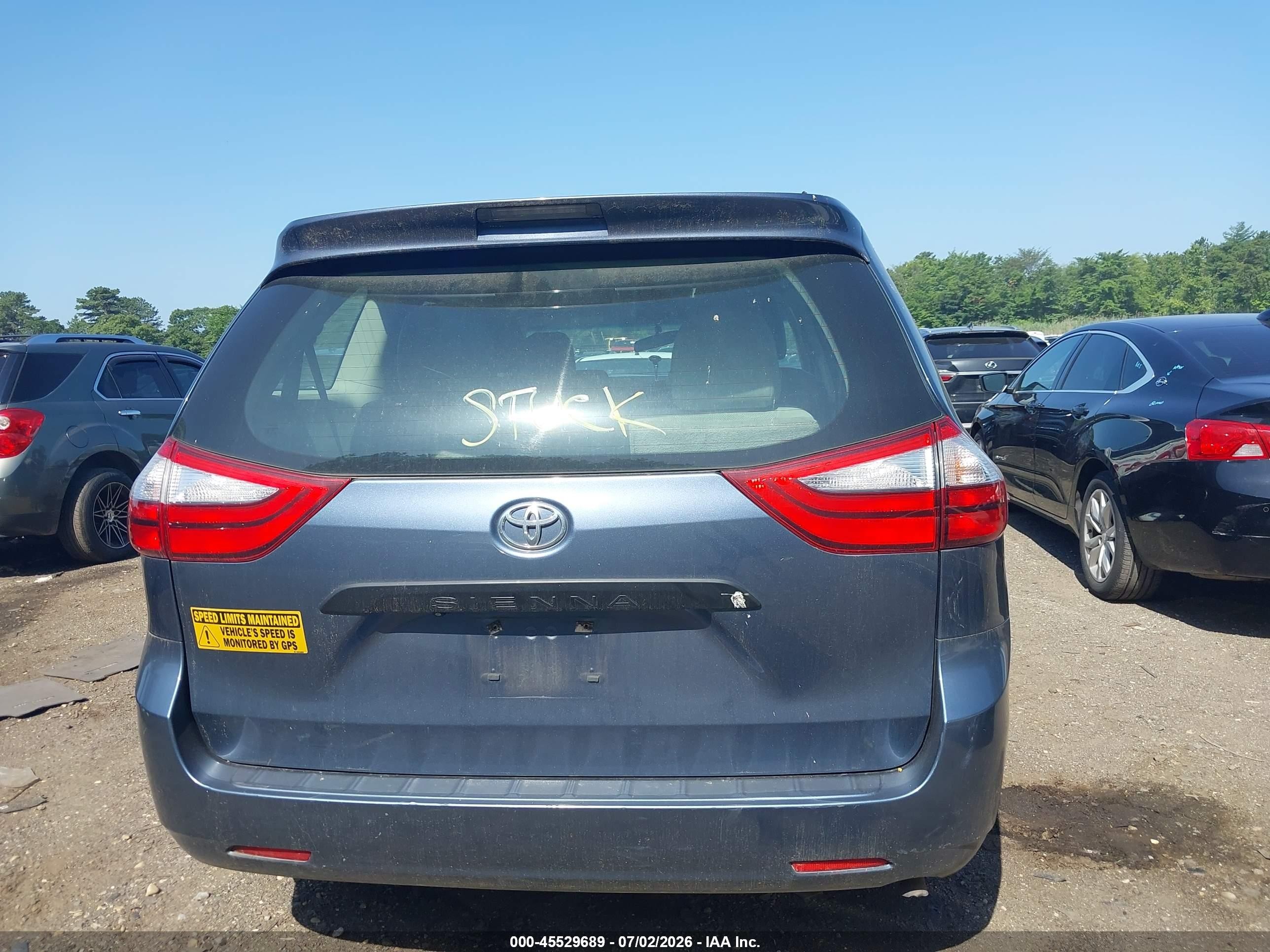 2015 Toyota Sienna L 7 Passenger Синий vin: 5TDZK3DC3FS585962