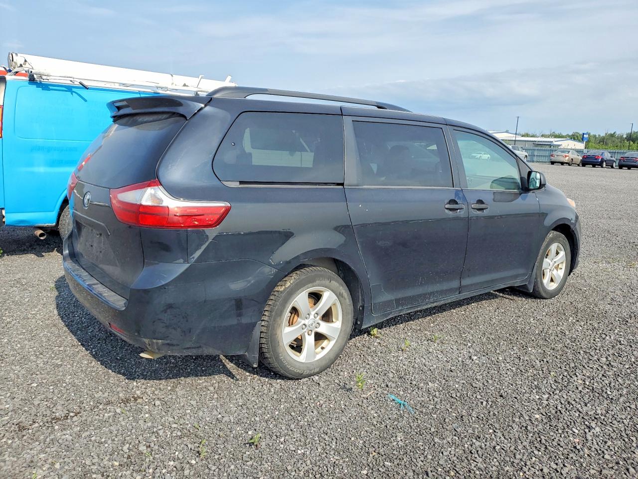 2015 Toyota Sienna L 7-passenger Black vin: 5TDZK3DC3FS629426