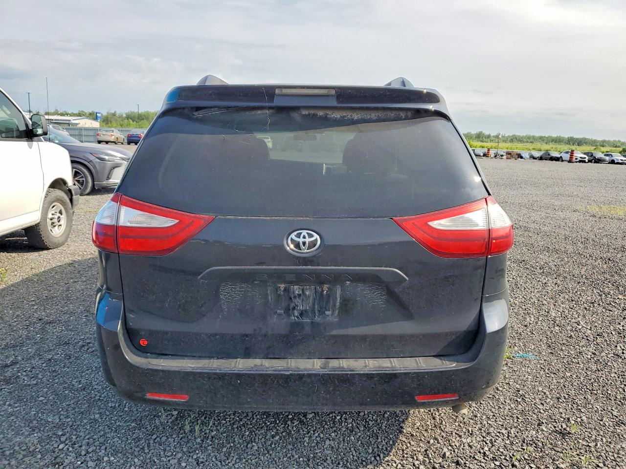 2015 Toyota Sienna L 7-passenger Black vin: 5TDZK3DC3FS629426