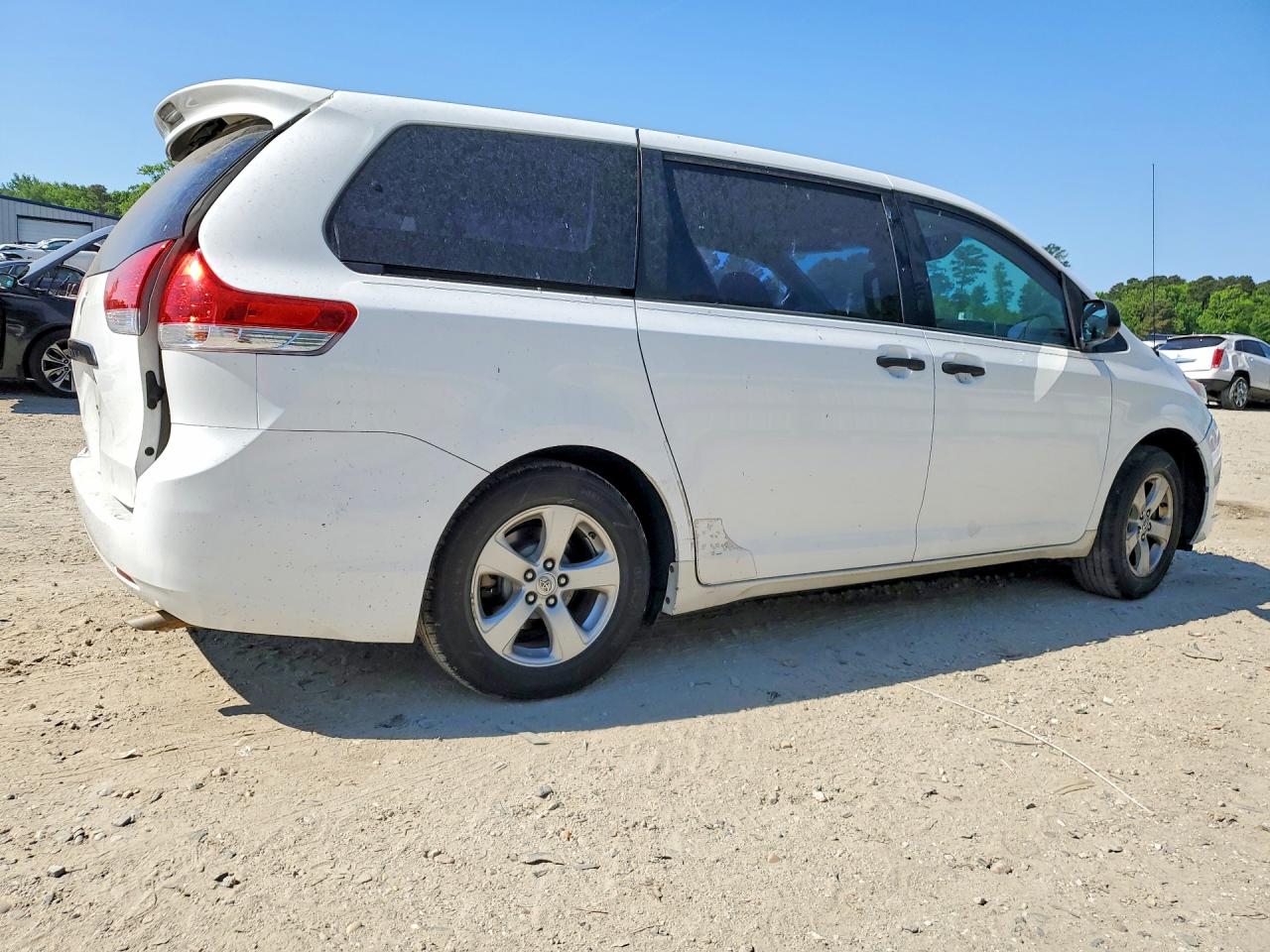 2013 Toyota Van White vin: 5TDZK3DC5DS289239