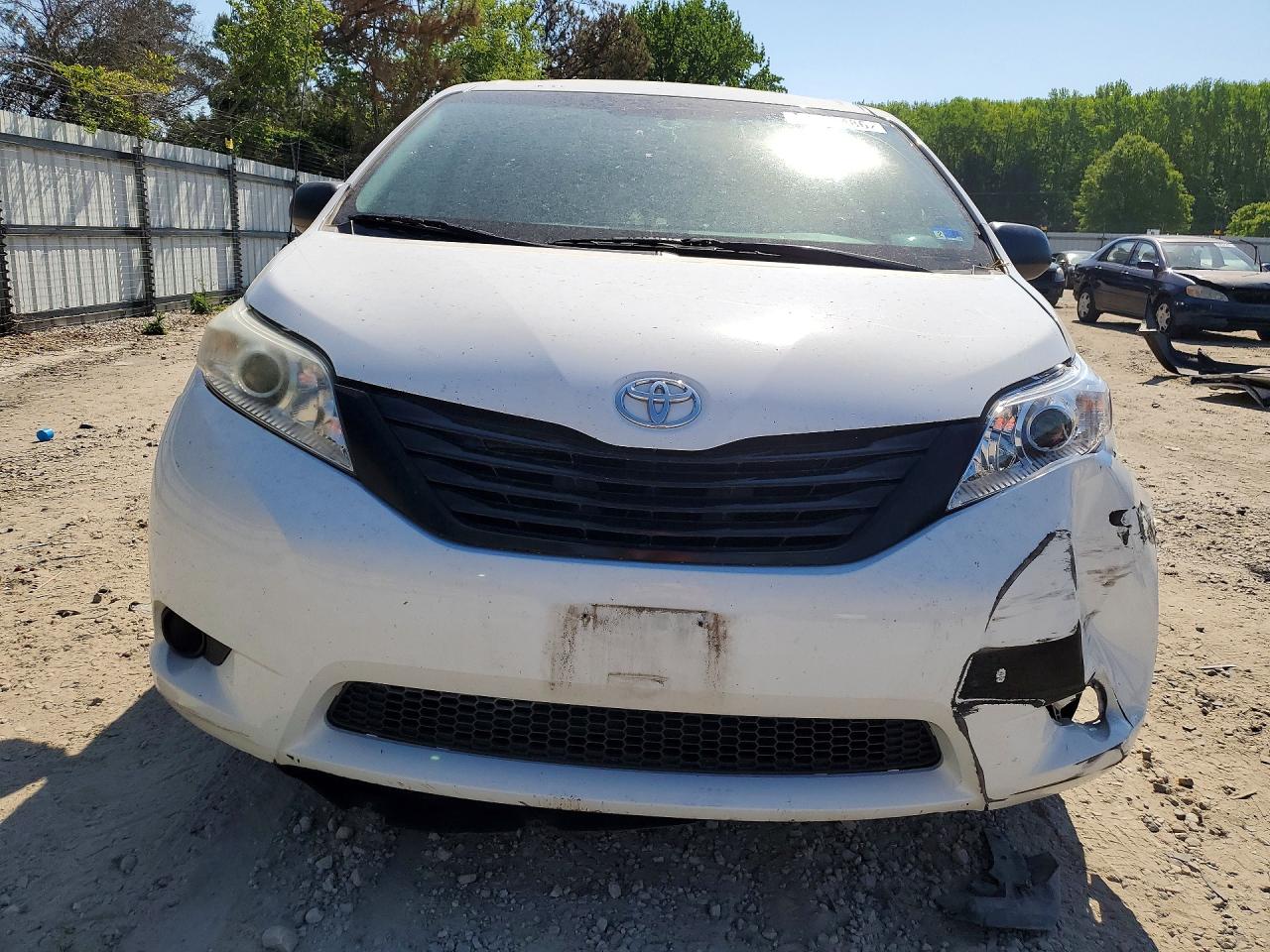 2013 Toyota Van White vin: 5TDZK3DC5DS289239