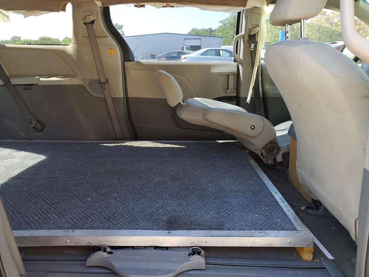 2013 Toyota Van White vin: 5TDZK3DC5DS289239