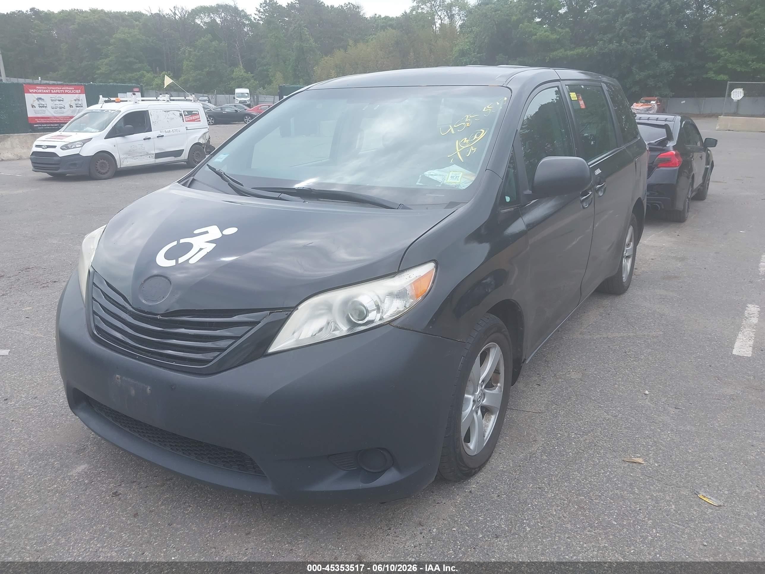 2016 Toyota Sienna L 7 Passenger Black vin: 5TDZK3DC5GS754252