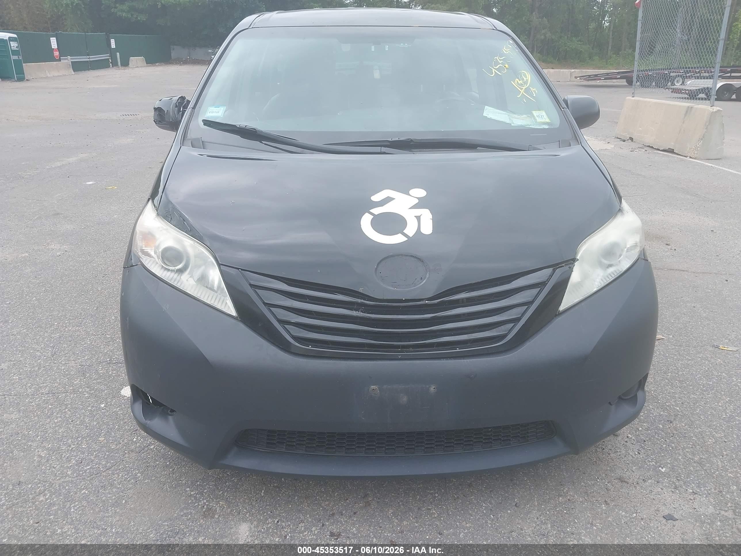 2016 Toyota Sienna L 7 Passenger Black vin: 5TDZK3DC5GS754252