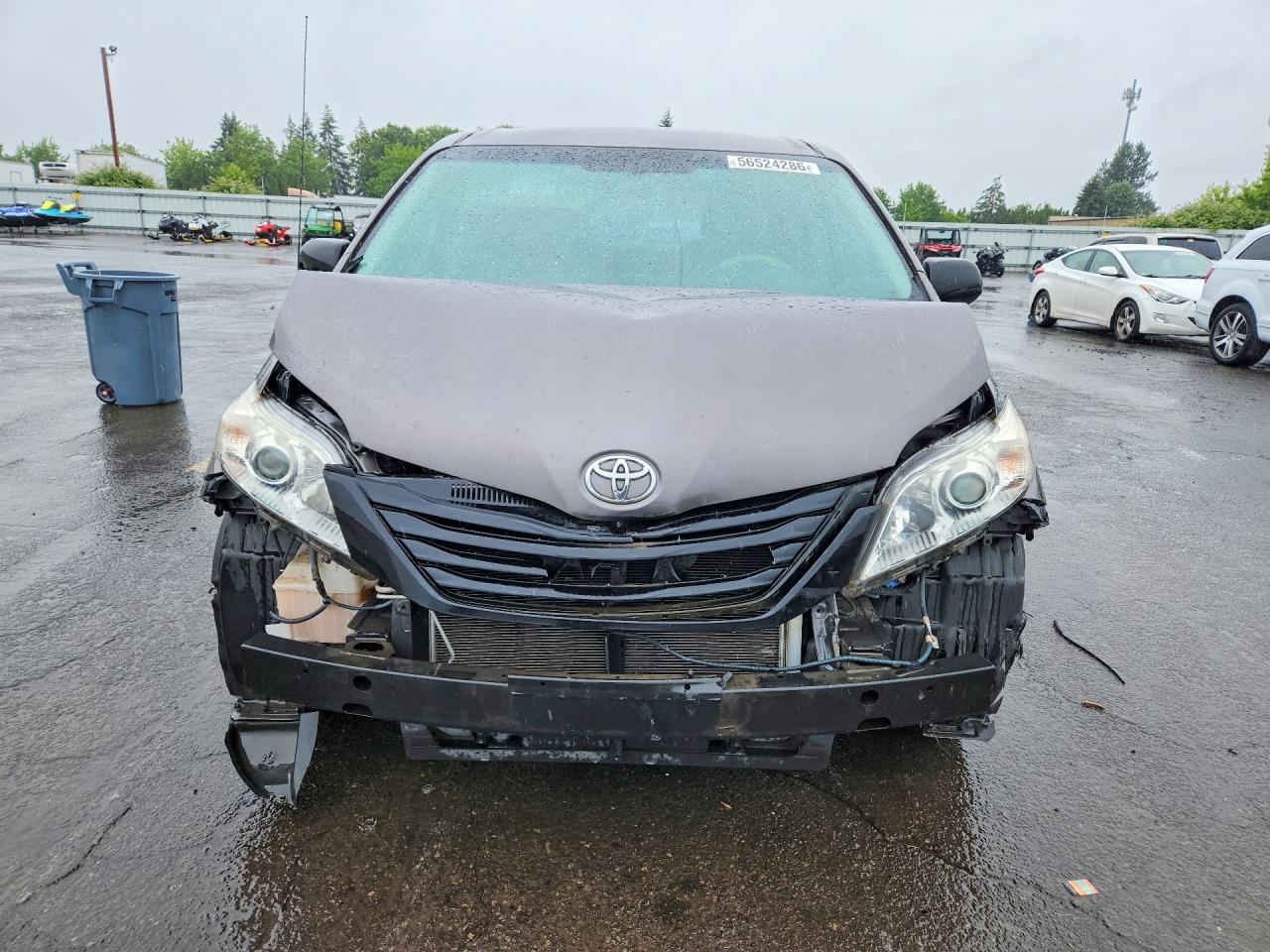 2012 Toyota Sienna Base 7-passenger Серый vin: 5TDZK3DC6CS206299
