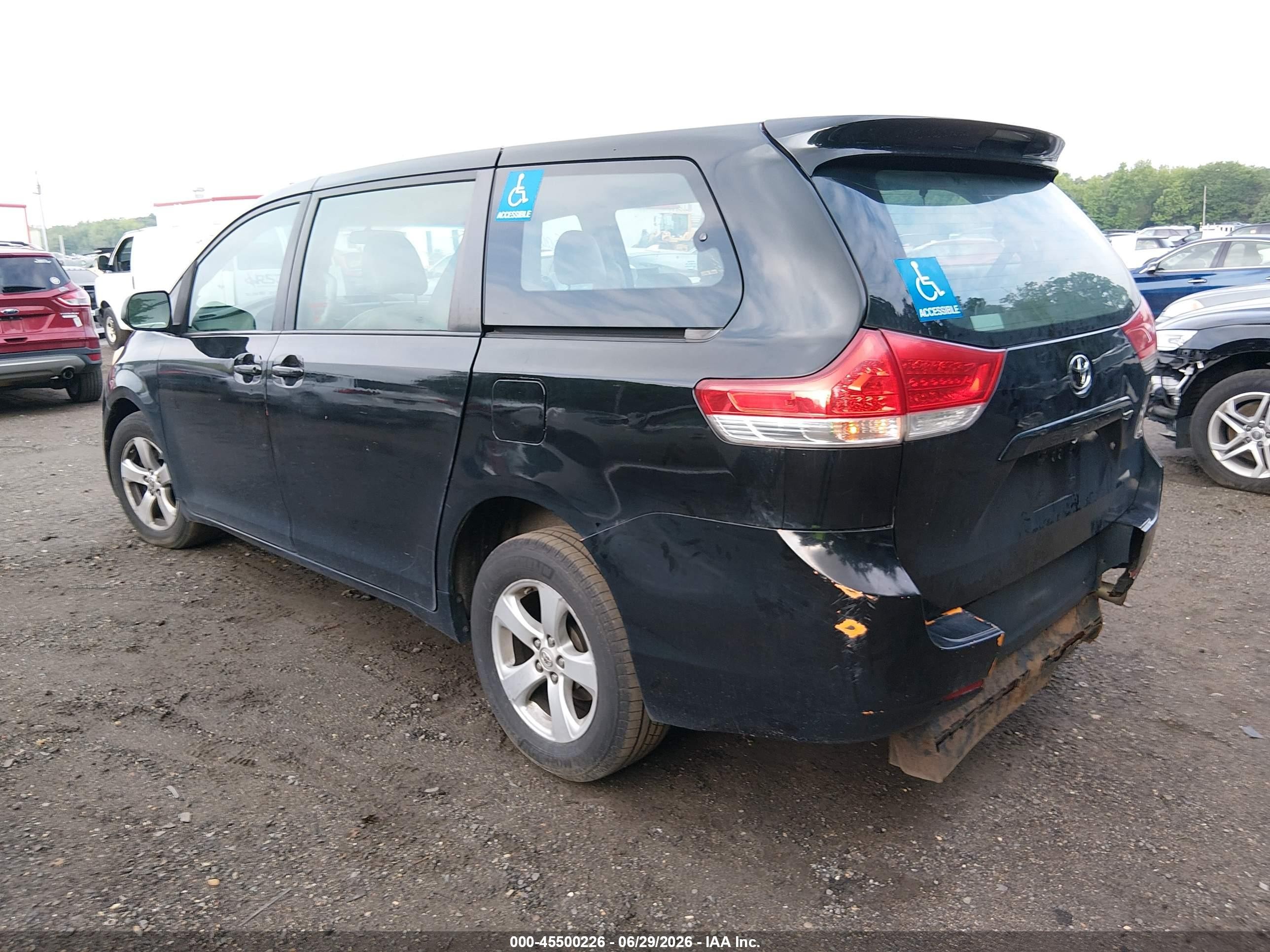 2013 Toyota Sienna L V6 7 Passenger Black vin: 5TDZK3DC7DS326484