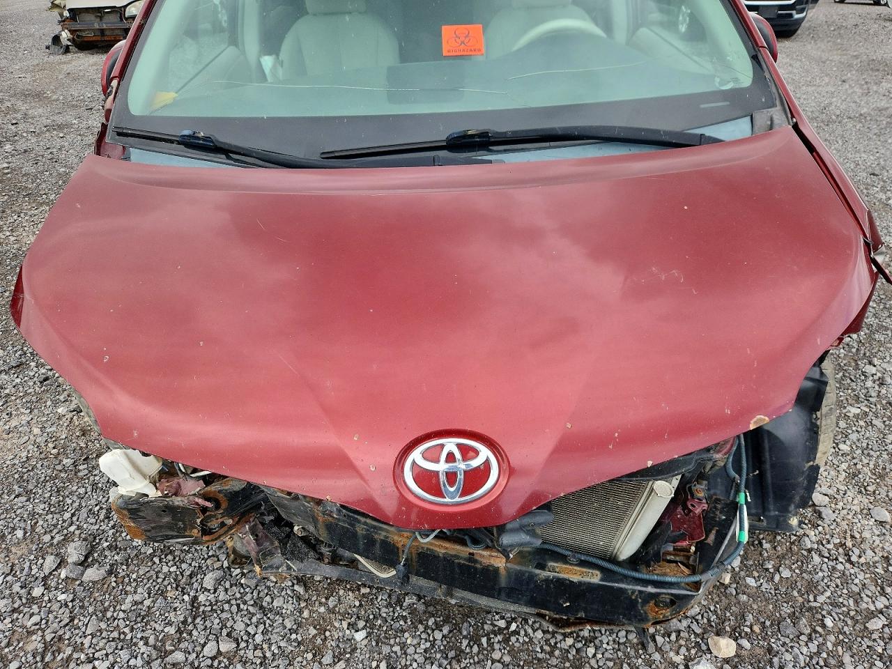 2013 Toyota Sienna L 7-passenger Maroon vin: 5TDZK3DC7DS329577