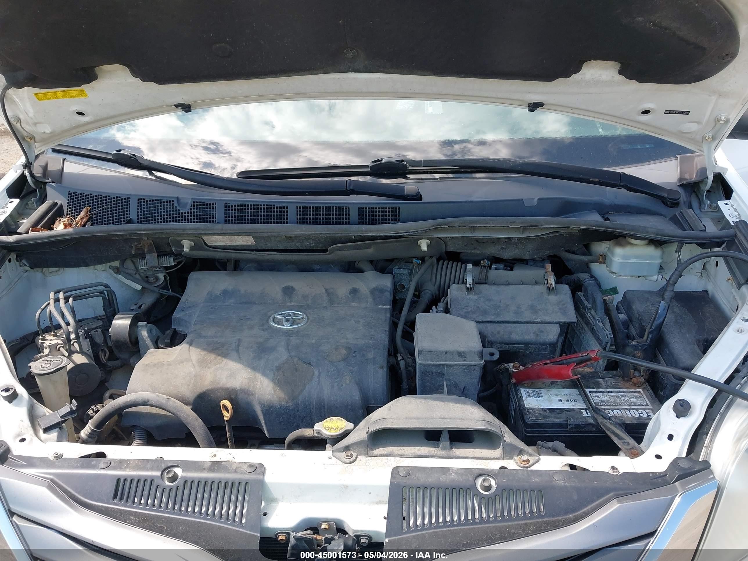 2013 Toyota Sienna L V6 7 Passenger White vin: 5TDZK3DC7DS352518