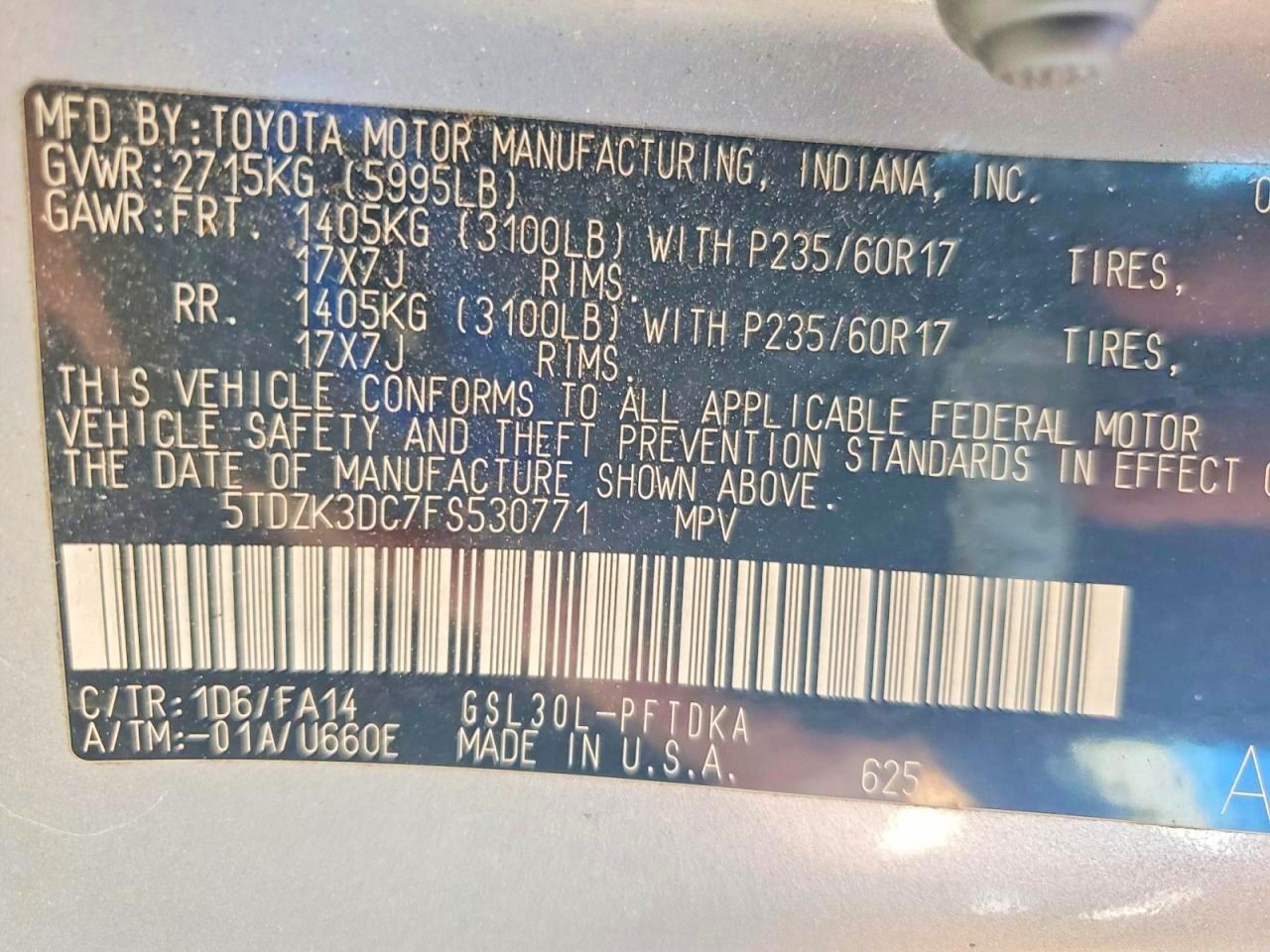 2015 Toyota Sienna L 7-passenger Silver vin: 5TDZK3DC7FS530771