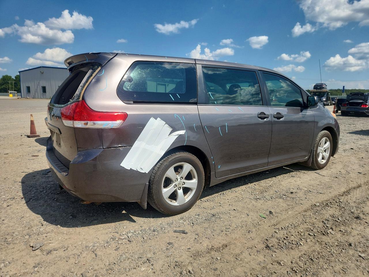 2013 Toyota Sienna L 7-passenger Gray vin: 5TDZK3DC8DS398536