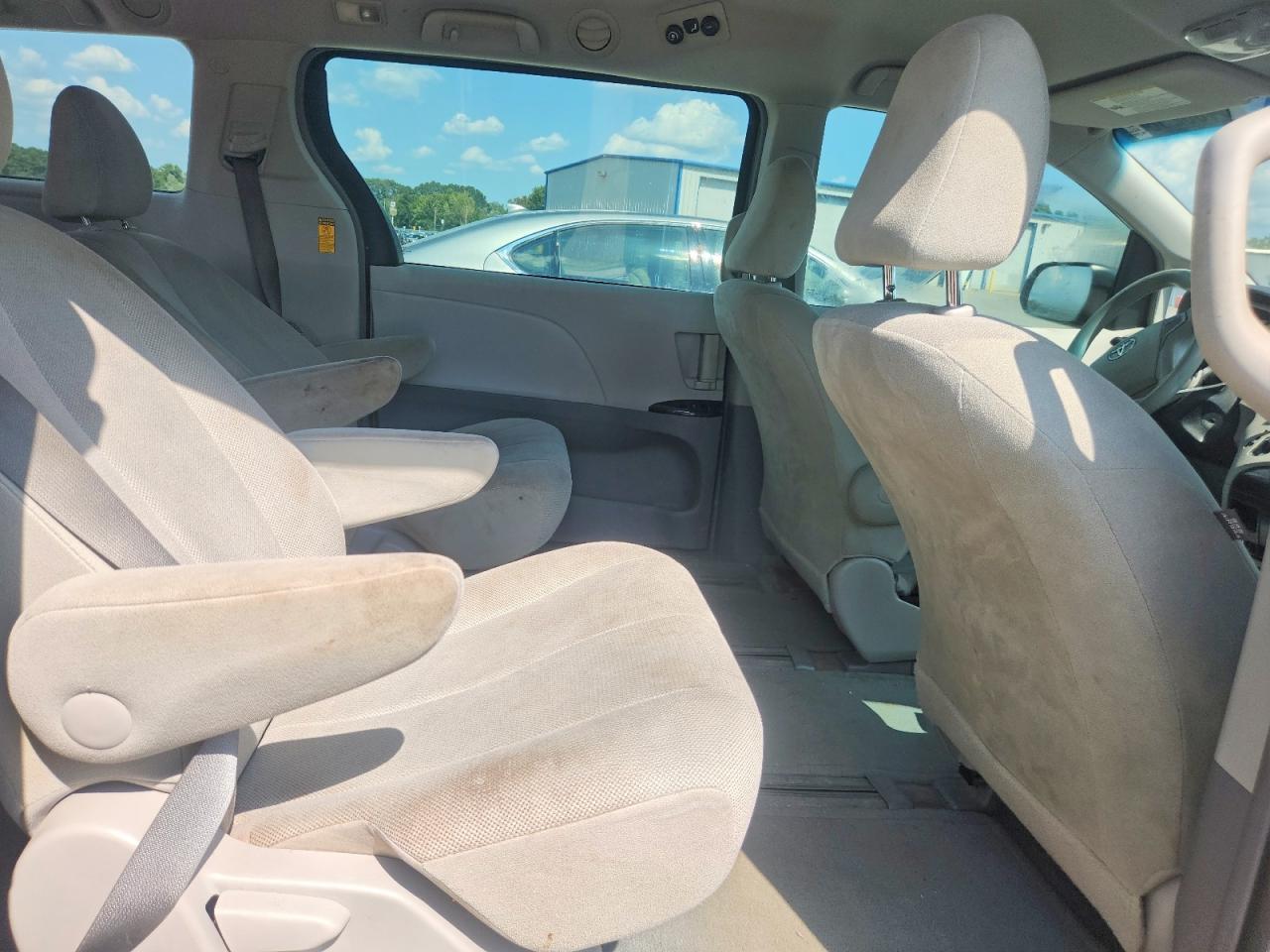 2013 Toyota Sienna L 7-passenger Gray vin: 5TDZK3DC8DS398536
