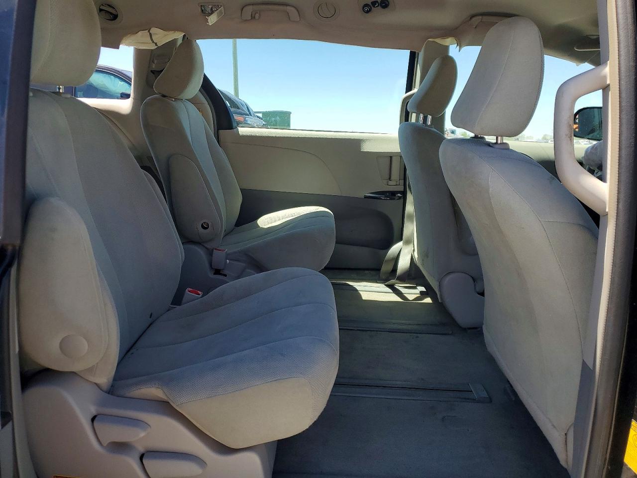 2014 Toyota Sienna L 7-passenger Black vin: 5TDZK3DC8ES480963