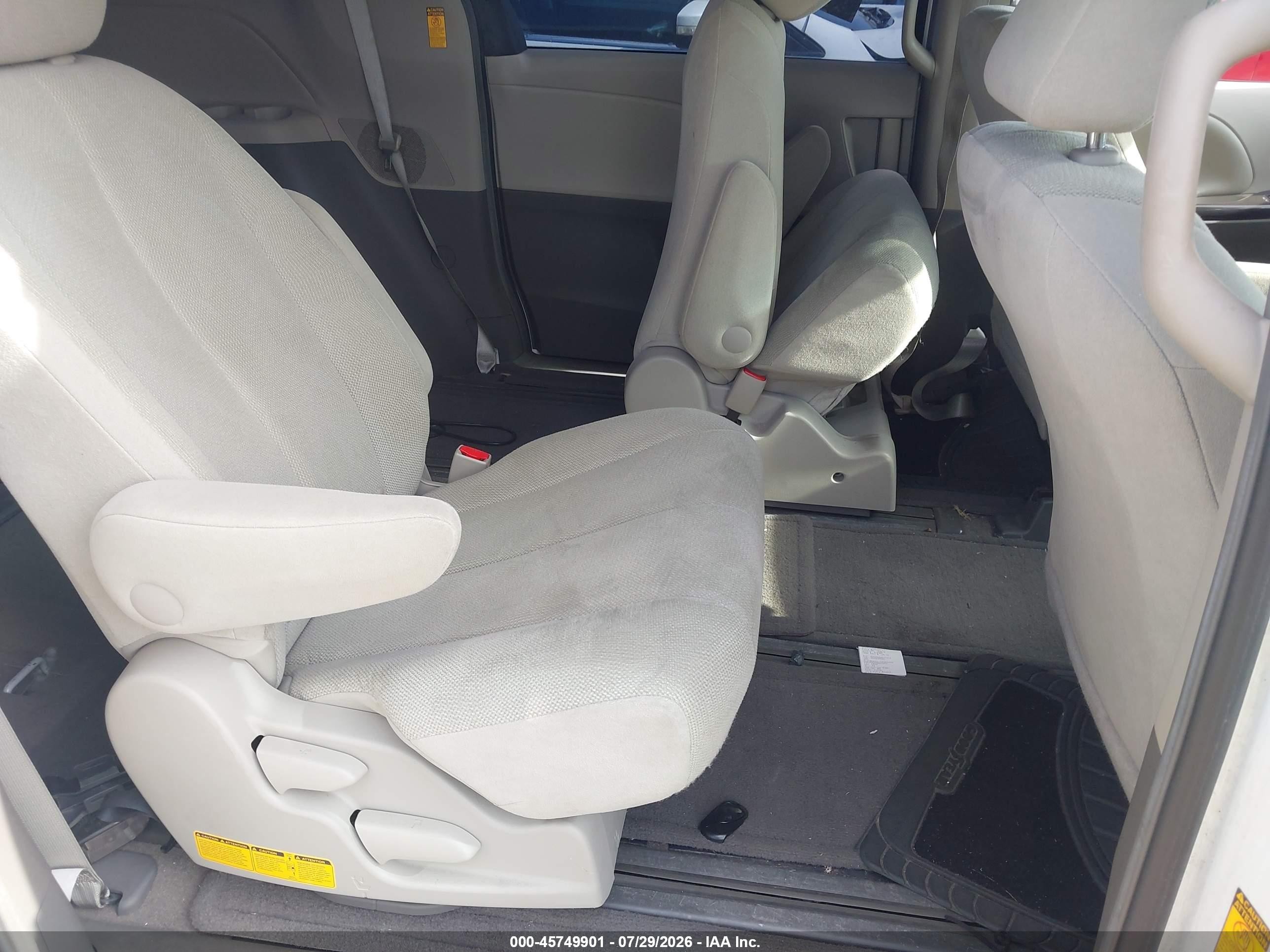 2014 Toyota Sienna L V6 7 Passenger Белый vin: 5TDZK3DC8ES505344