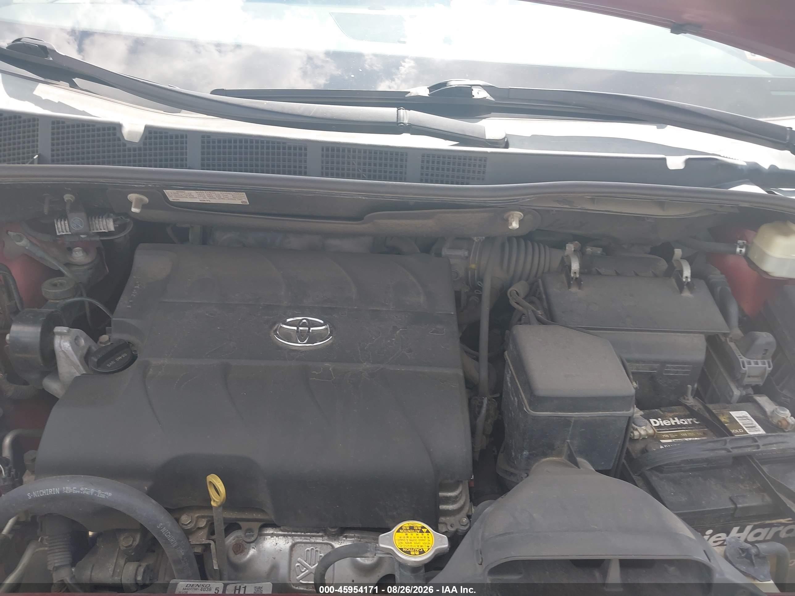 2015 Toyota Sienna L 7 Passenger Бордовый vin: 5TDZK3DC8FS633634