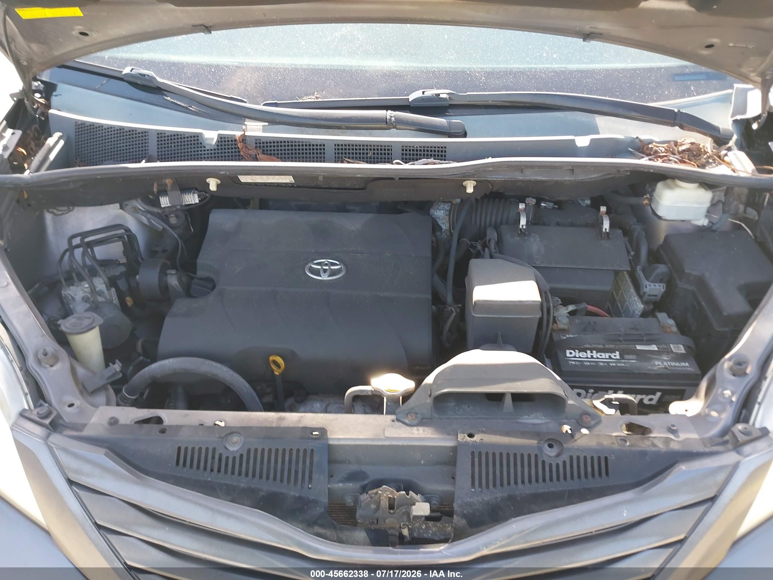 2012 Toyota Sienna Base V6 7 Passenger Gray vin: 5TDZK3DC9CS192009