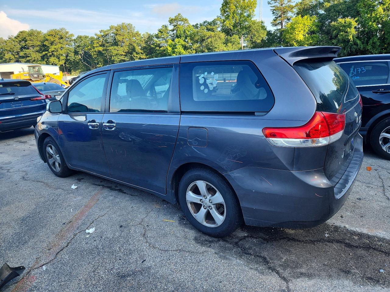 2012 Toyota Sienna Base 7-passenger Charcoal vin: 5TDZK3DC9CS233853