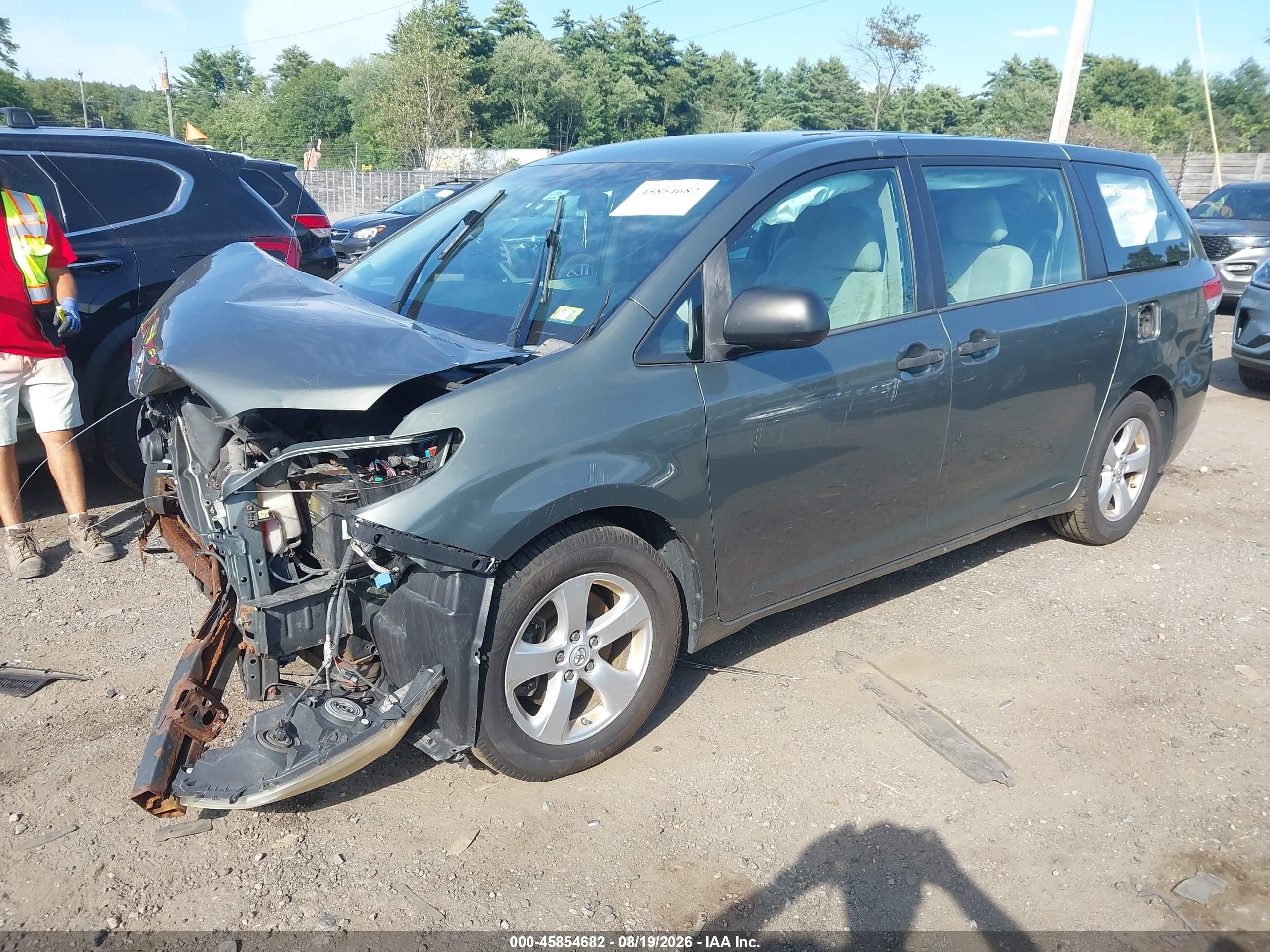 2014 Toyota Sienna L V6 7 Passenger Gray vin: 5TDZK3DC9ES407150