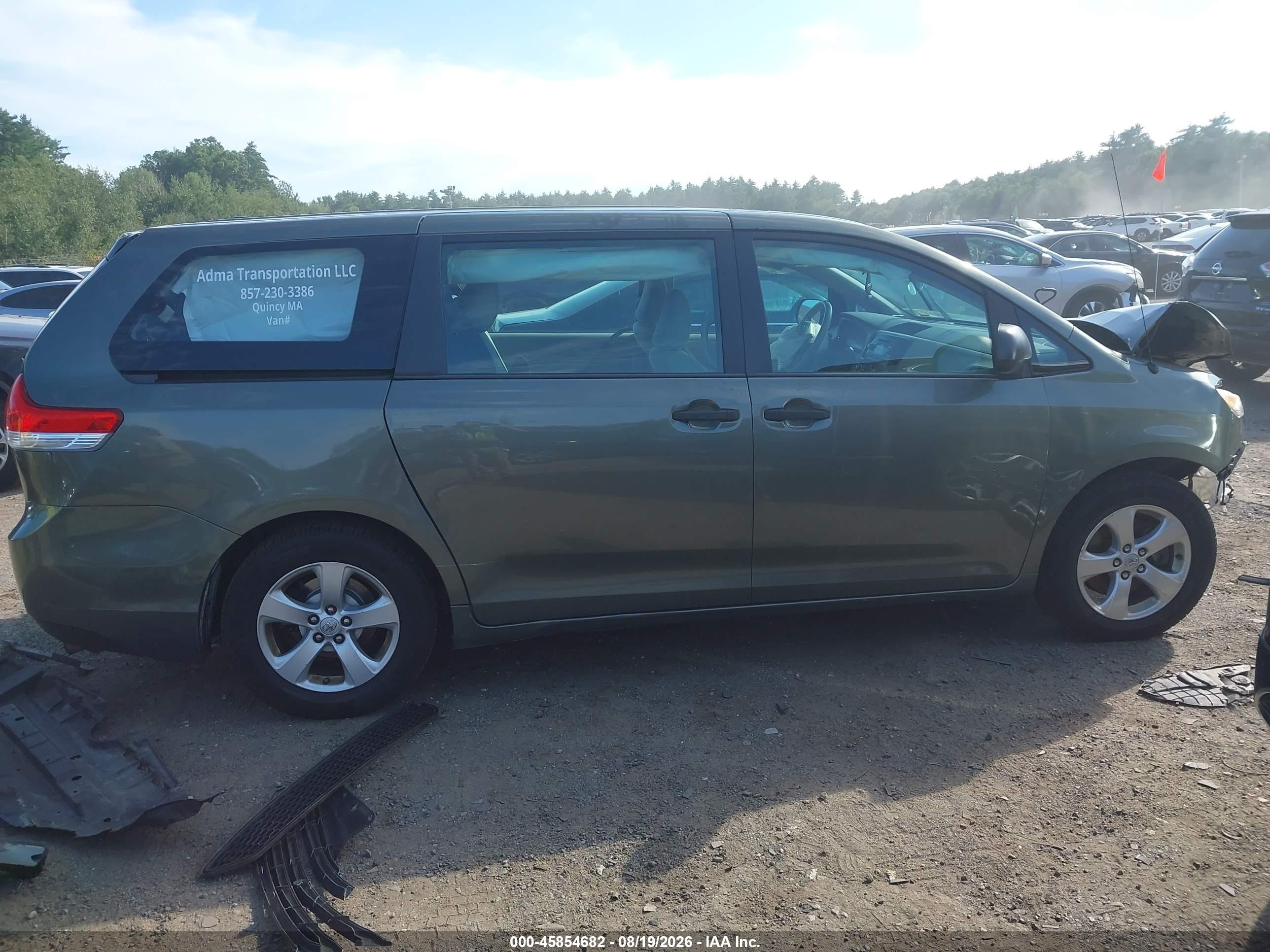 2014 Toyota Sienna L V6 7 Passenger Gray vin: 5TDZK3DC9ES407150