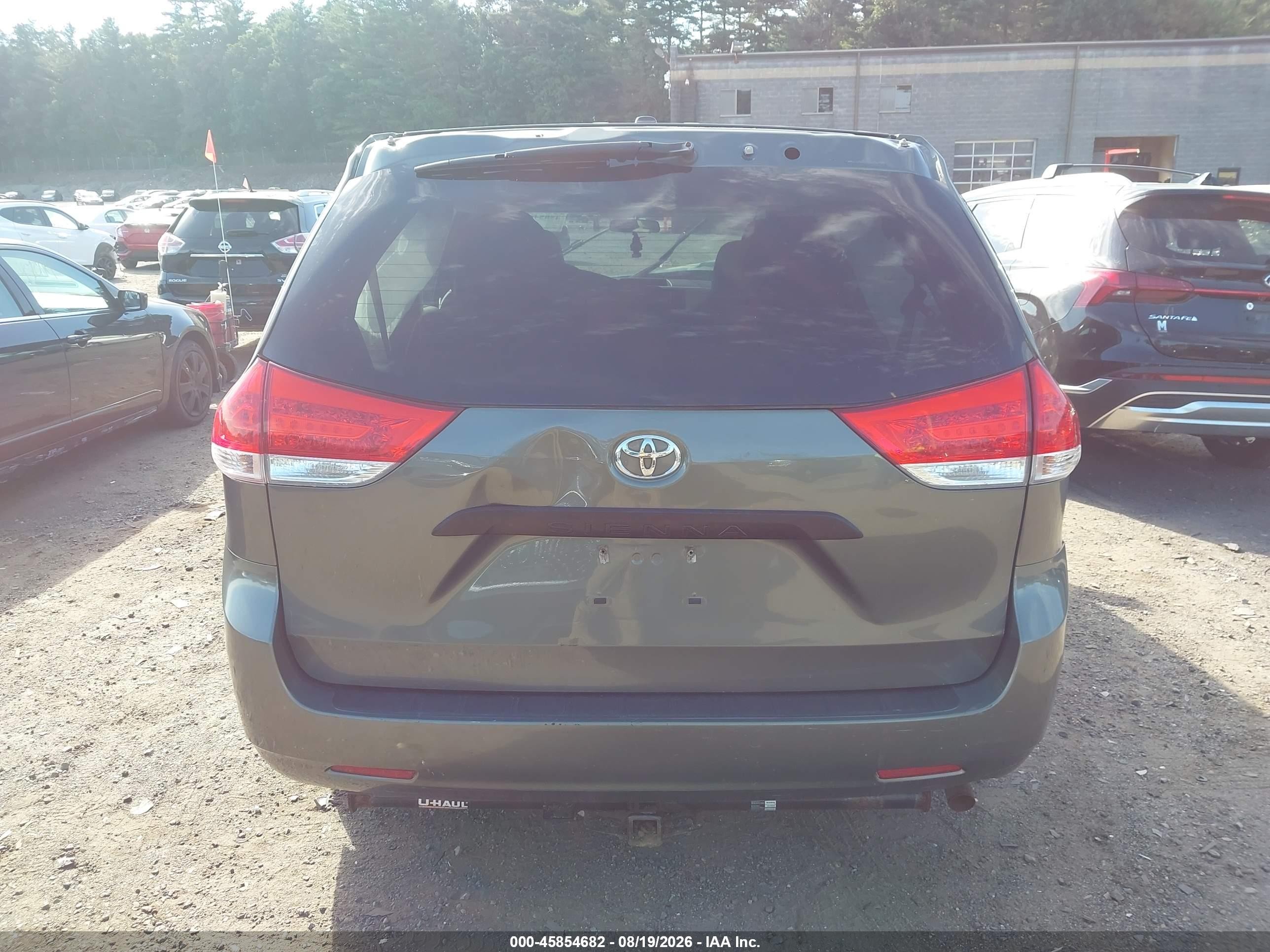 2014 Toyota Sienna L V6 7 Passenger Gray vin: 5TDZK3DC9ES407150