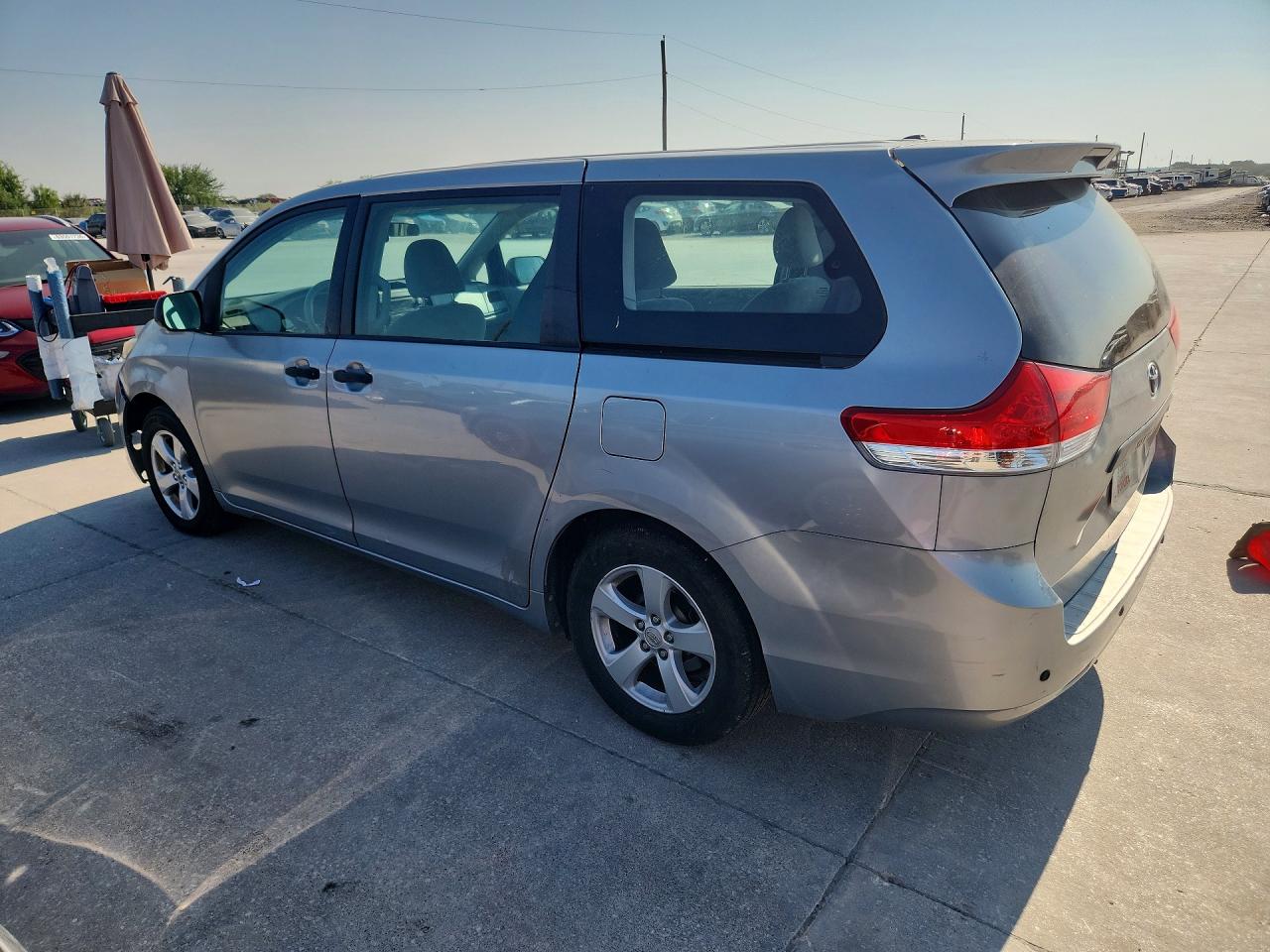2014 Toyota Sienna L 7-passenger Gray vin: 5TDZK3DC9ES408024