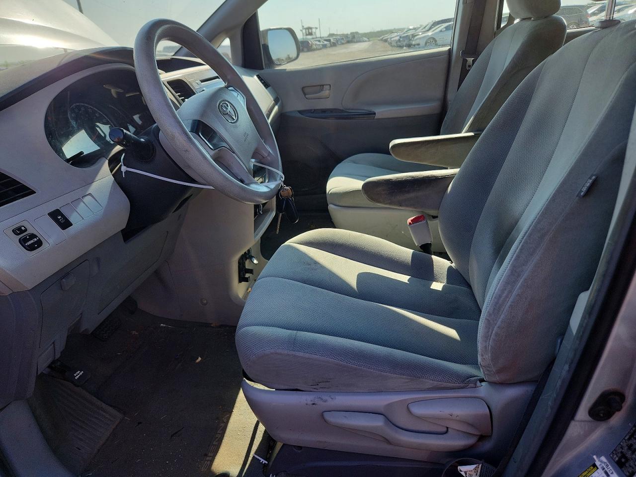 2014 Toyota Sienna L 7-passenger Gray vin: 5TDZK3DC9ES408024