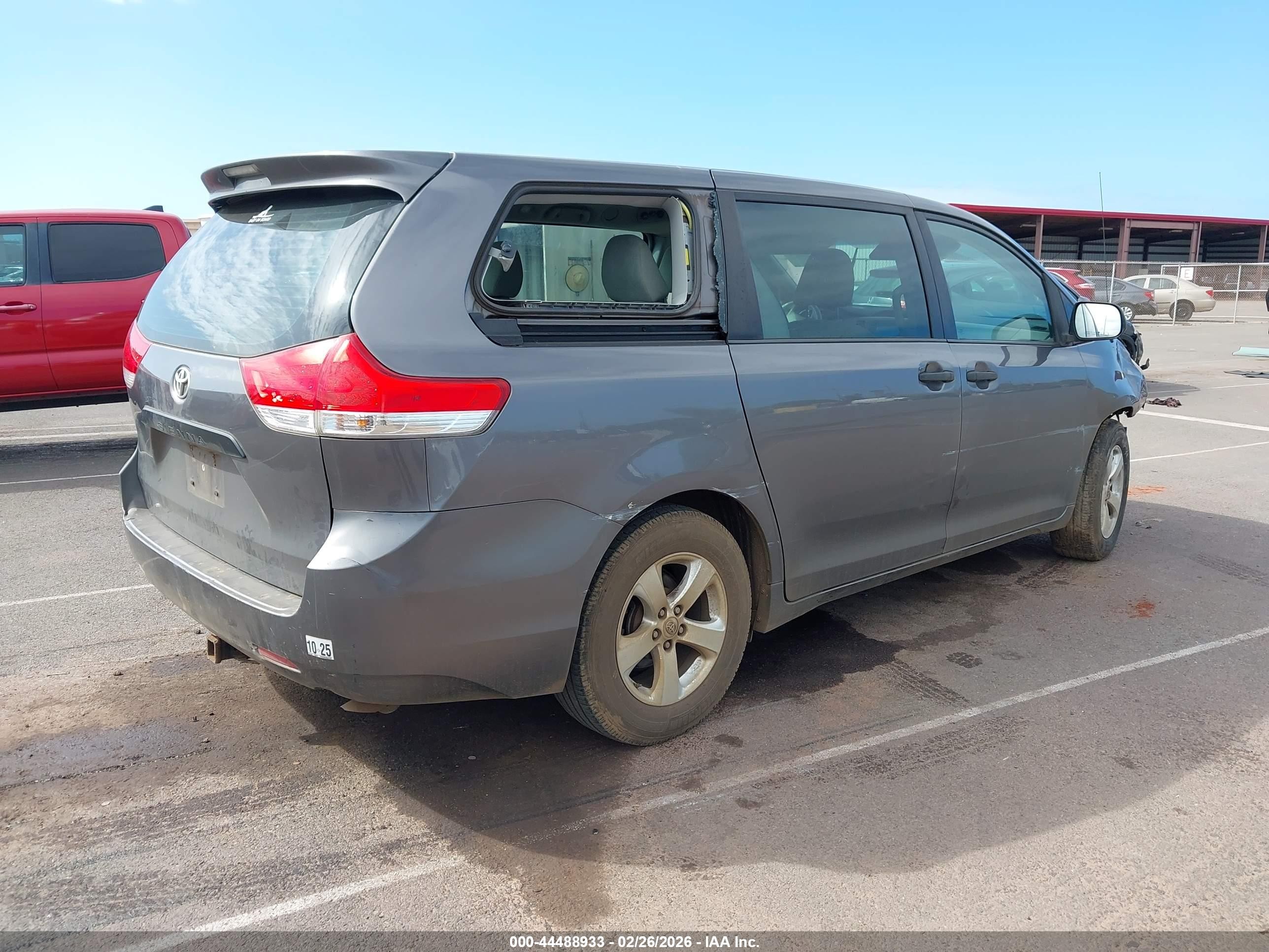 2014 Toyota Sienna L V6 7 Passenger Brown vin: 5TDZK3DC9ES473732