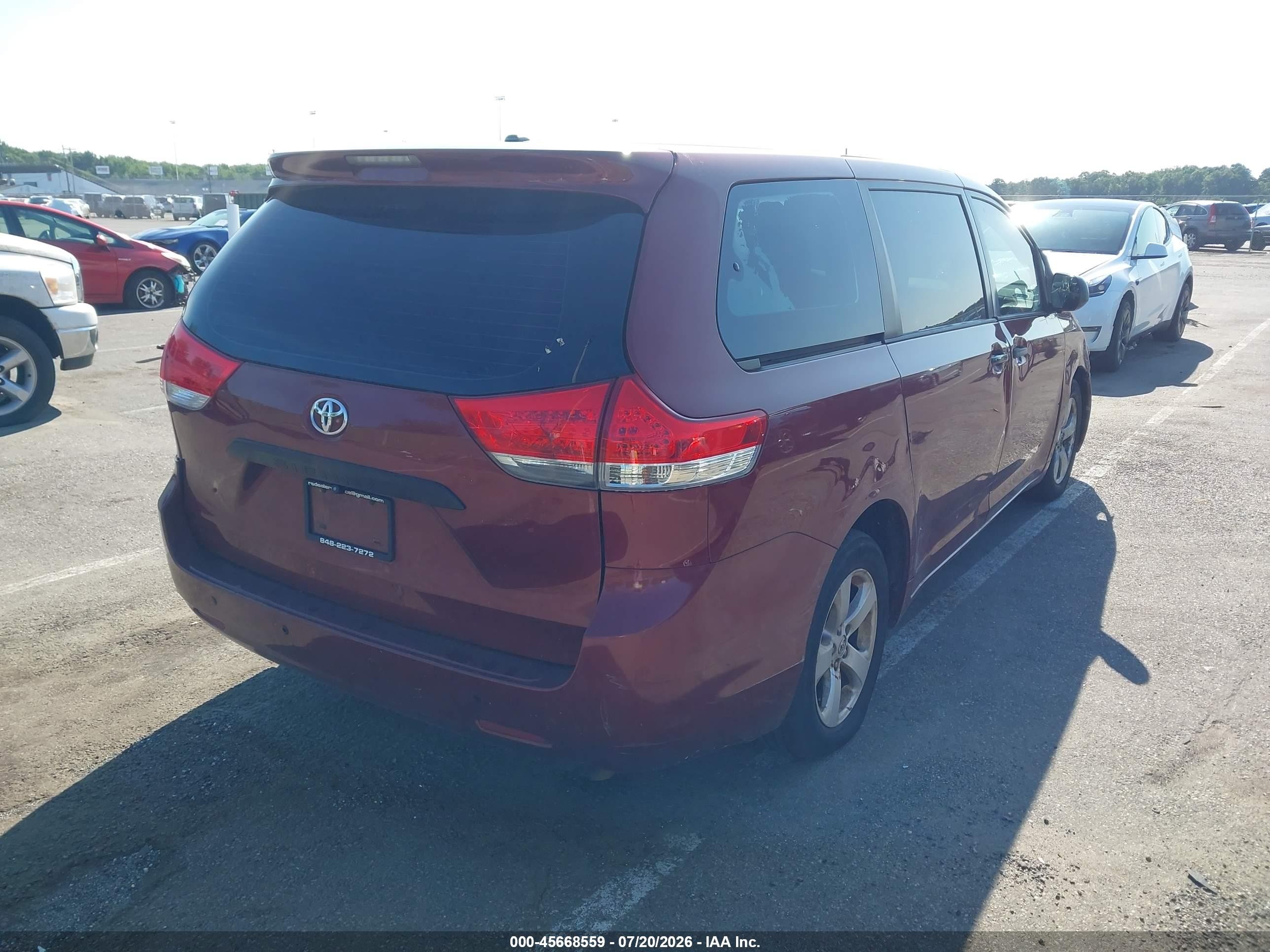 2014 Toyota Sienna L V6 7 Passenger Красный vin: 5TDZK3DC9ES504493