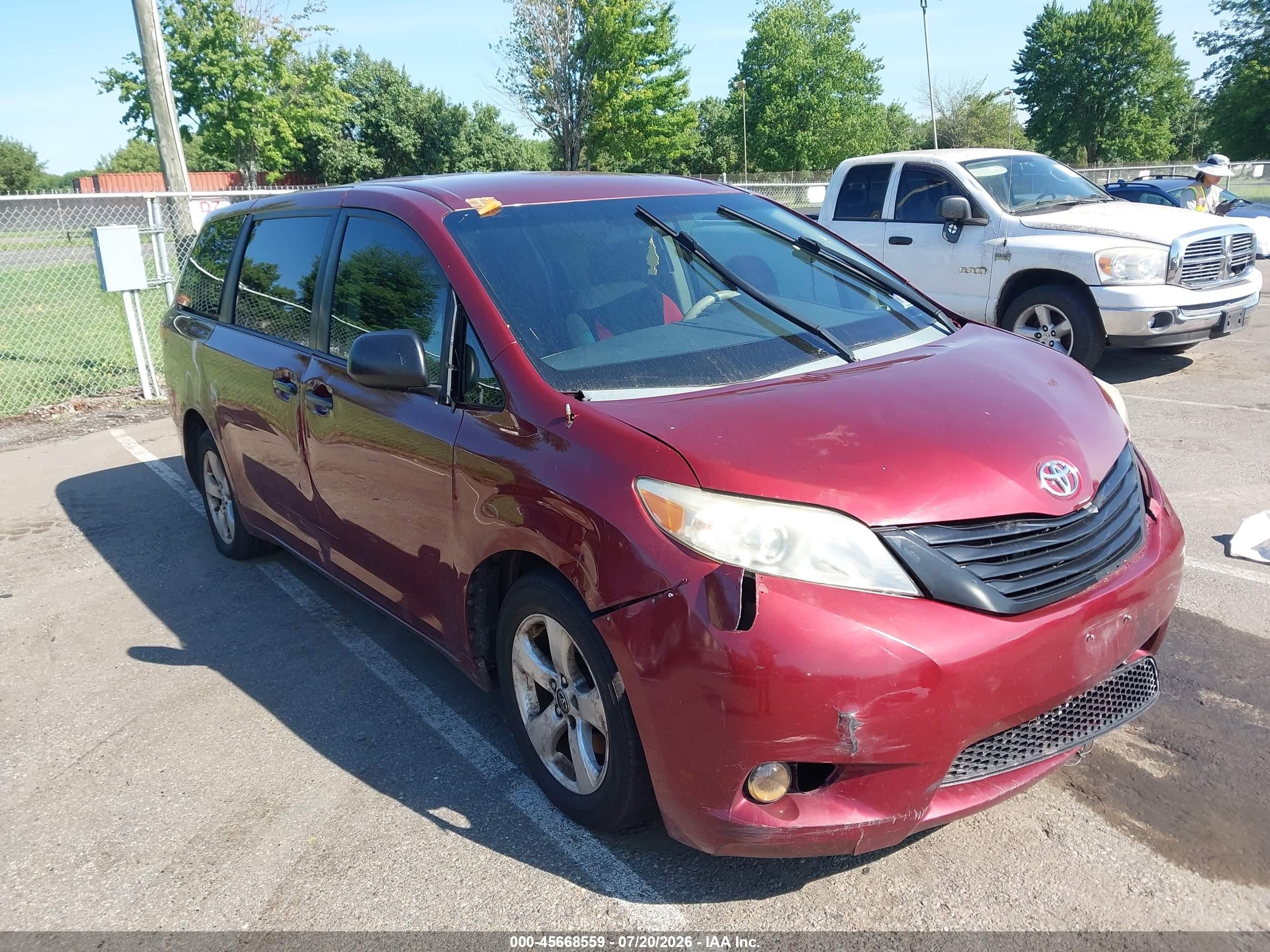 2014 Toyota Sienna L V6 7 Passenger Красный vin: 5TDZK3DC9ES504493