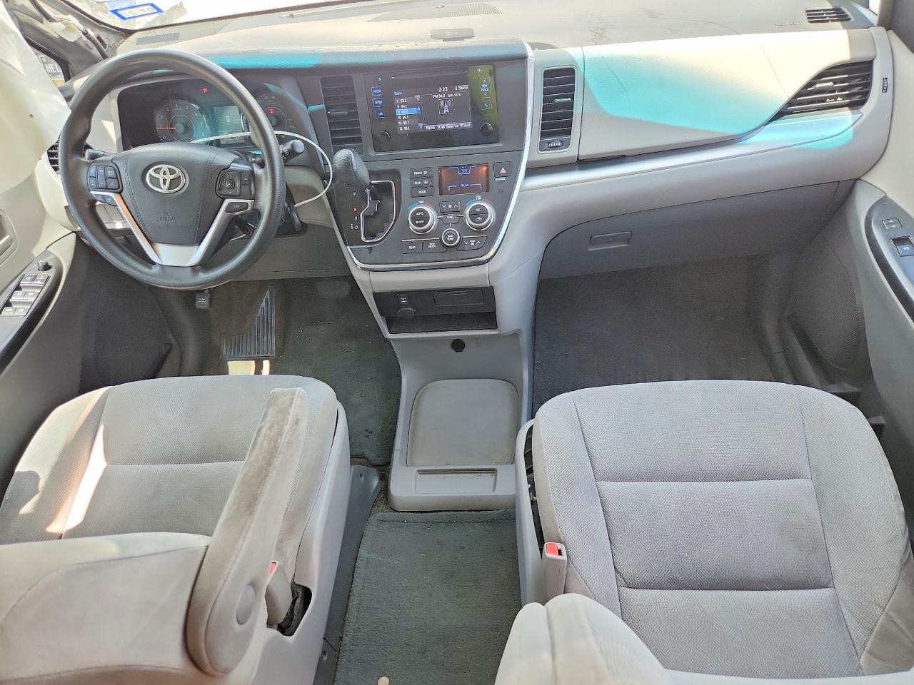 2015 Toyota Sienna L 7-passenger Gray vin: 5TDZK3DC9FS625087