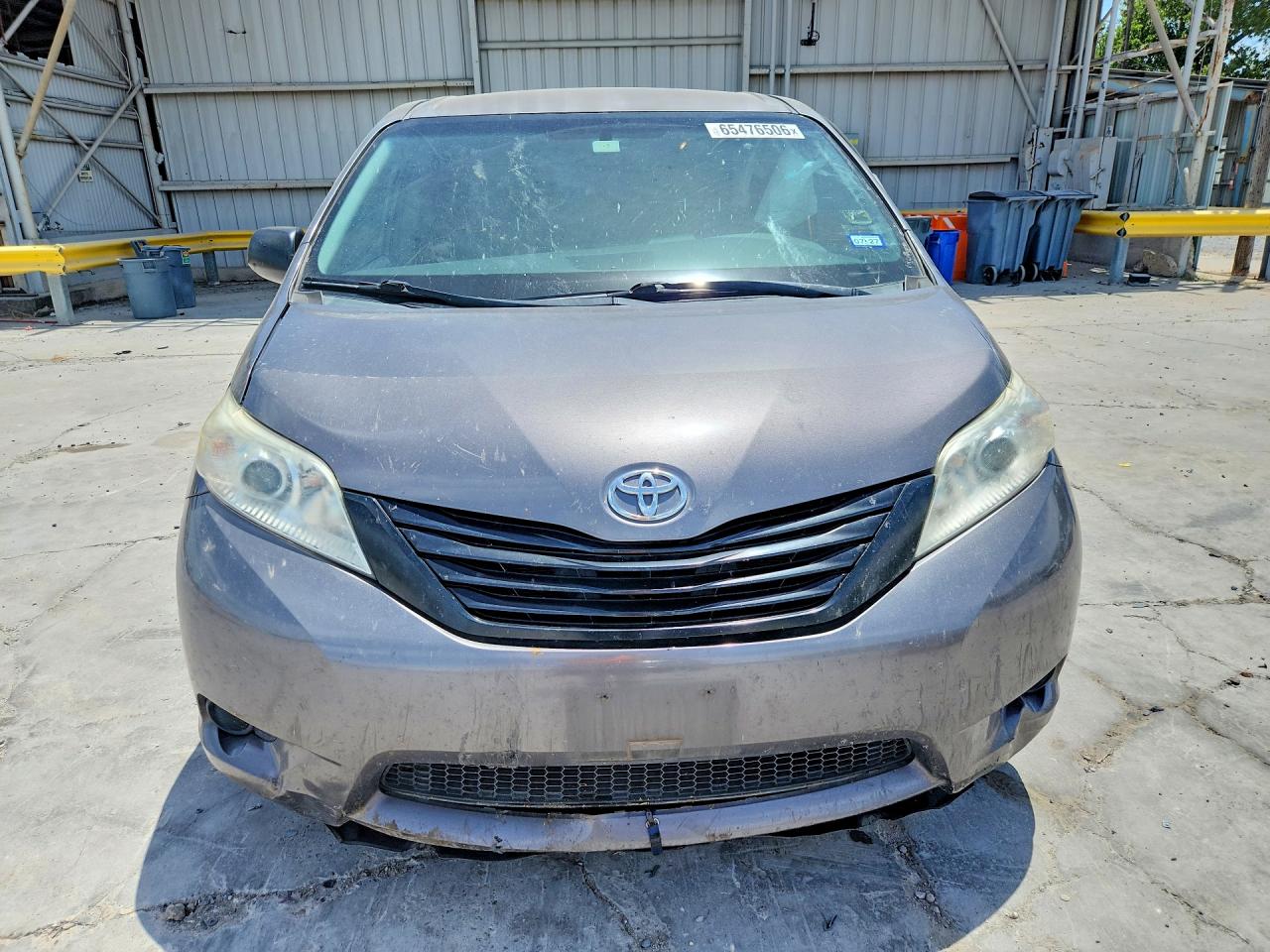 2015 Toyota Sienna L 7-passenger Gray vin: 5TDZK3DC9FS625087