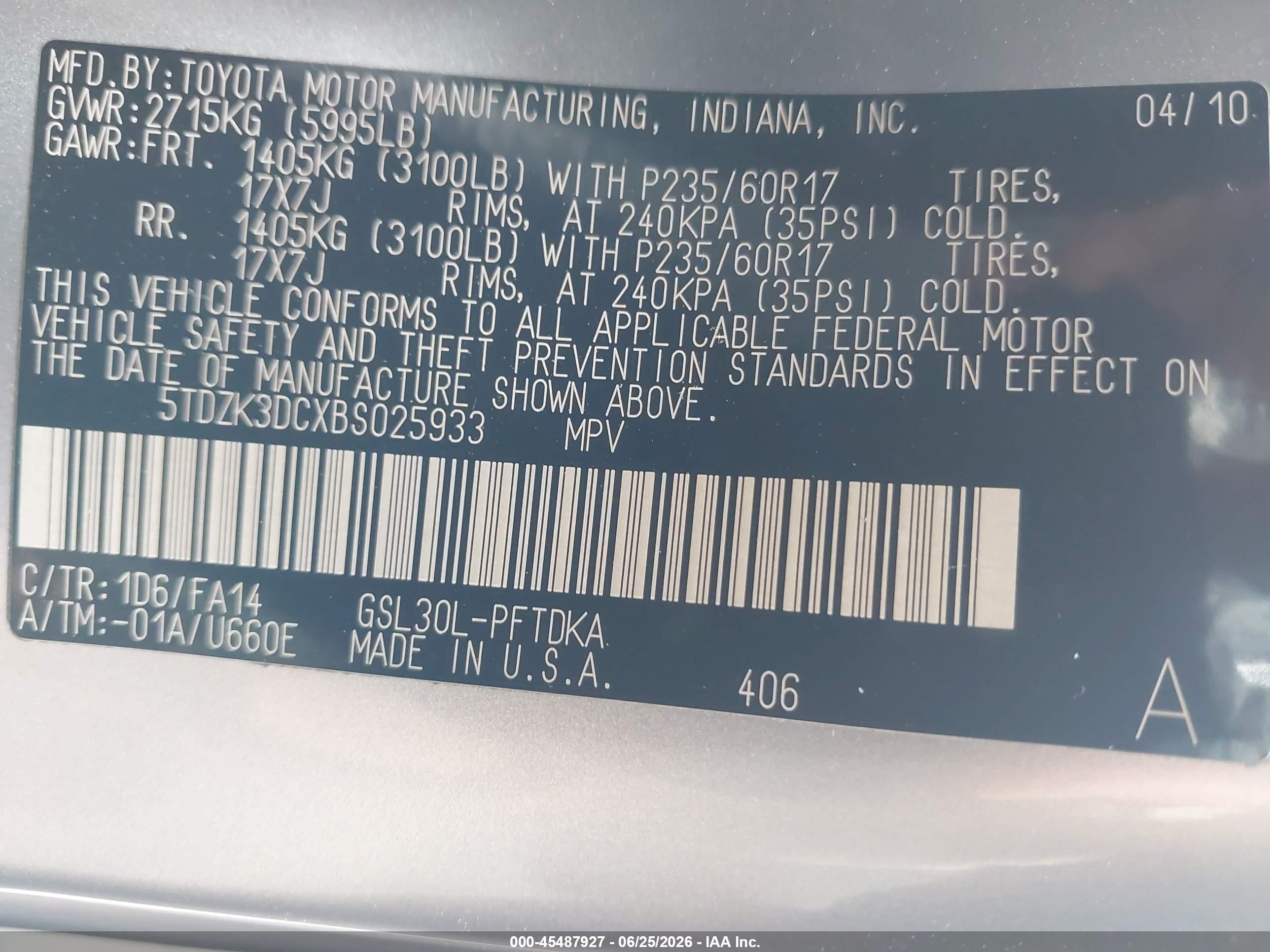 2011 Toyota Sienna Base V6 Silver vin: 5TDZK3DCXBS025933