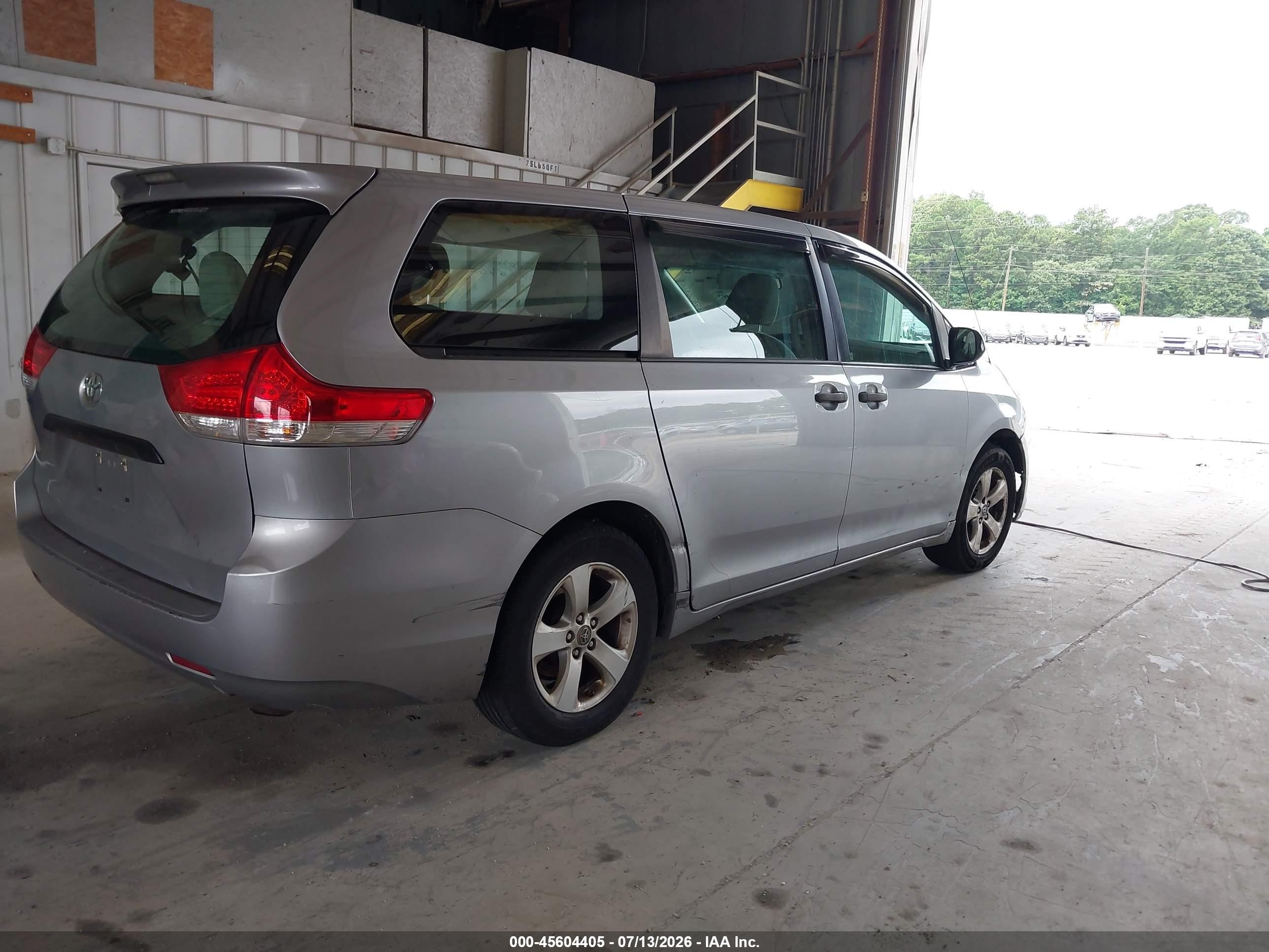 2012 Toyota Sienna Base V6 7 Passenger Teal vin: 5TDZK3DCXCS226670