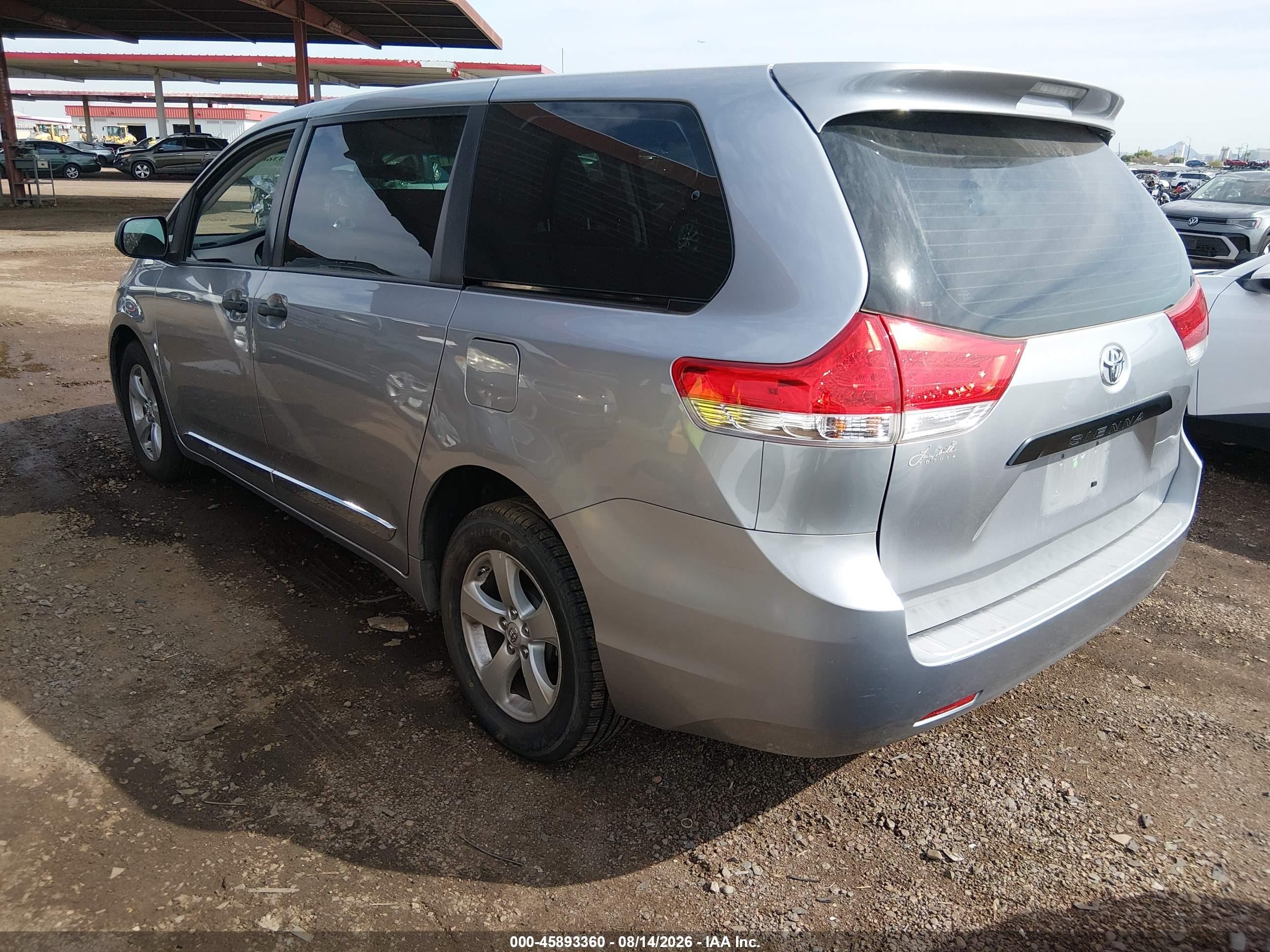 2012 Toyota Sienna Base V6 7 Passenger Silver vin: 5TDZK3DCXCS227172