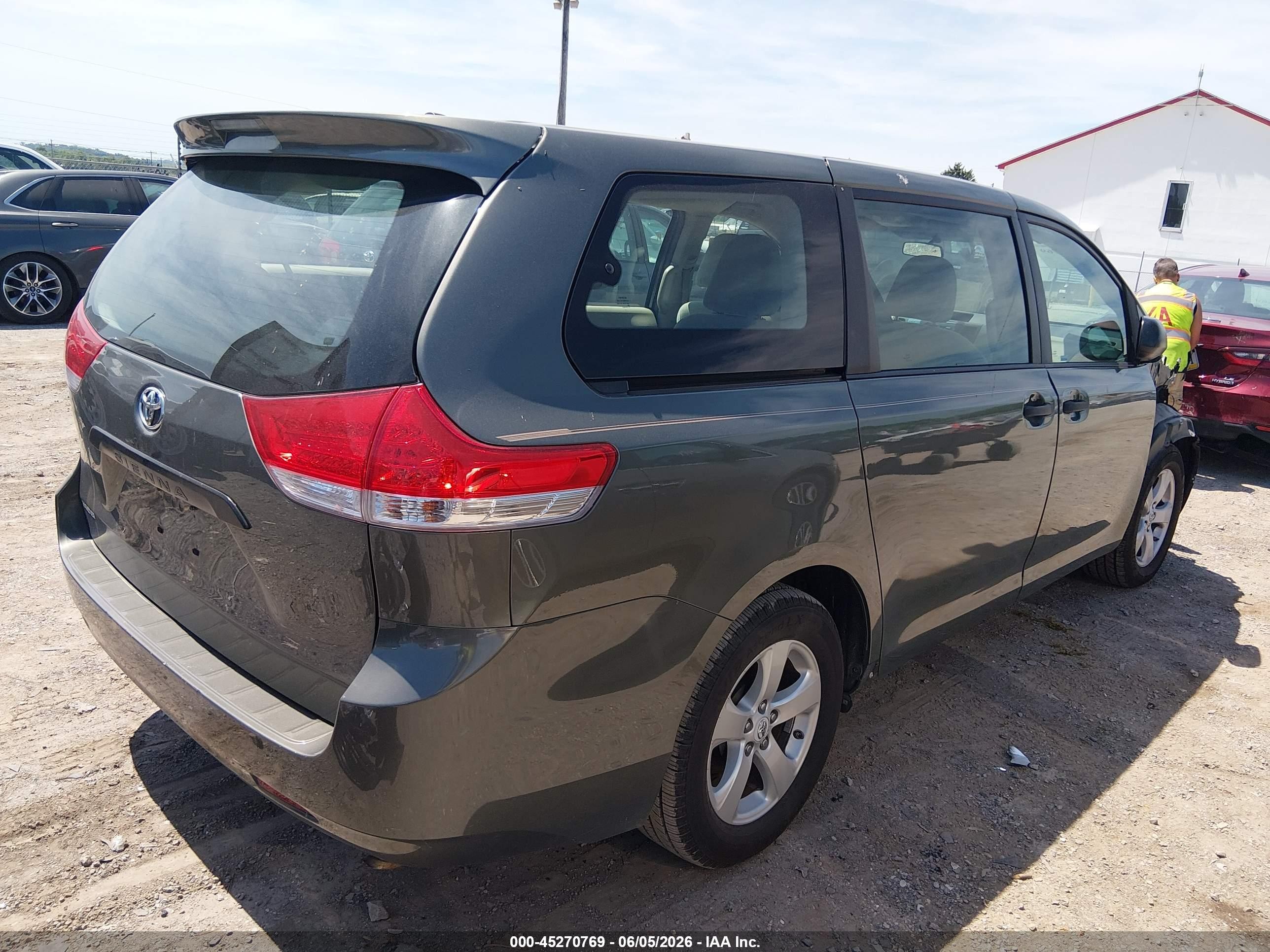 2012 Toyota Sienna Base V6 7 Passenger Gray vin: 5TDZK3DCXCS263895