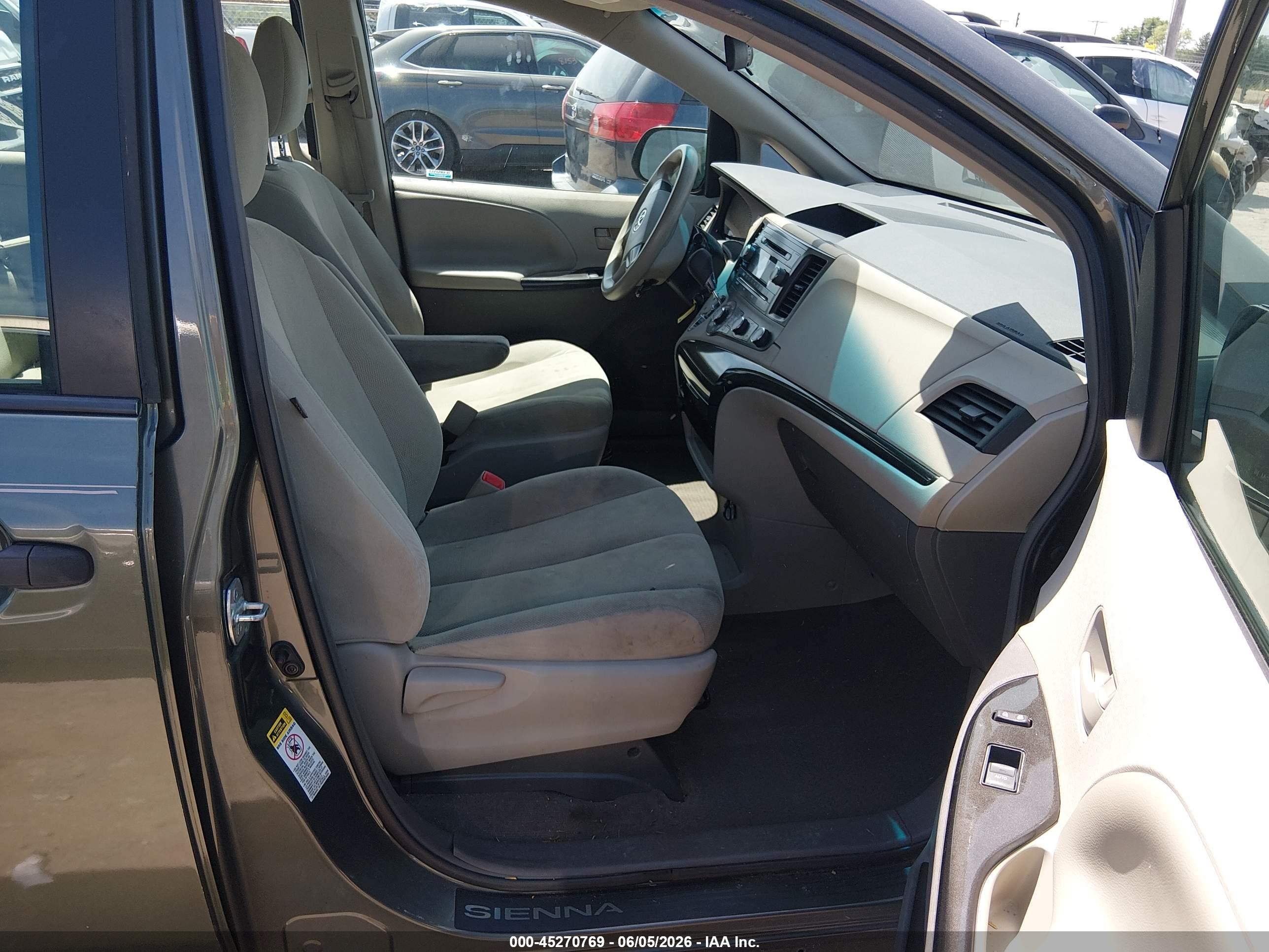 2012 Toyota Sienna Base V6 7 Passenger Gray vin: 5TDZK3DCXCS263895