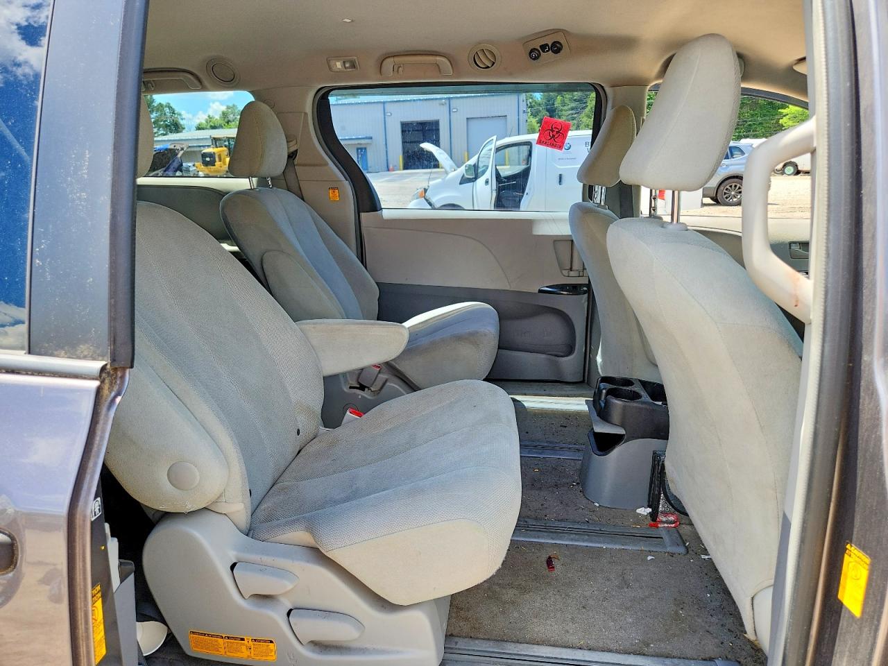 2013 Toyota Sienna L 7-passenger Gray vin: 5TDZK3DCXDS365568