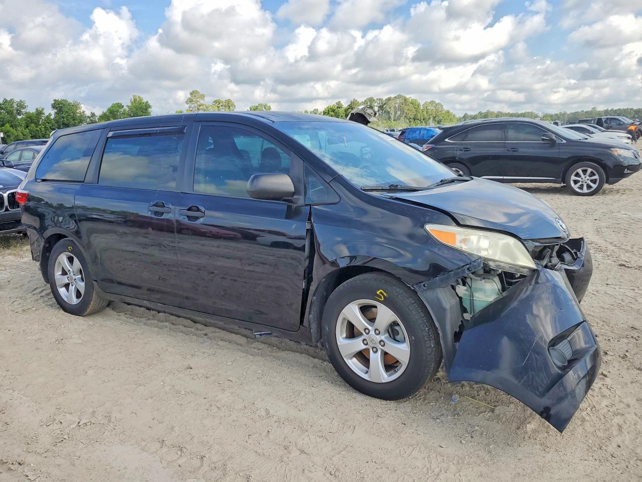 2015 Toyota Sienna L 7-passenger Black vin: 5TDZK3DCXFS528058