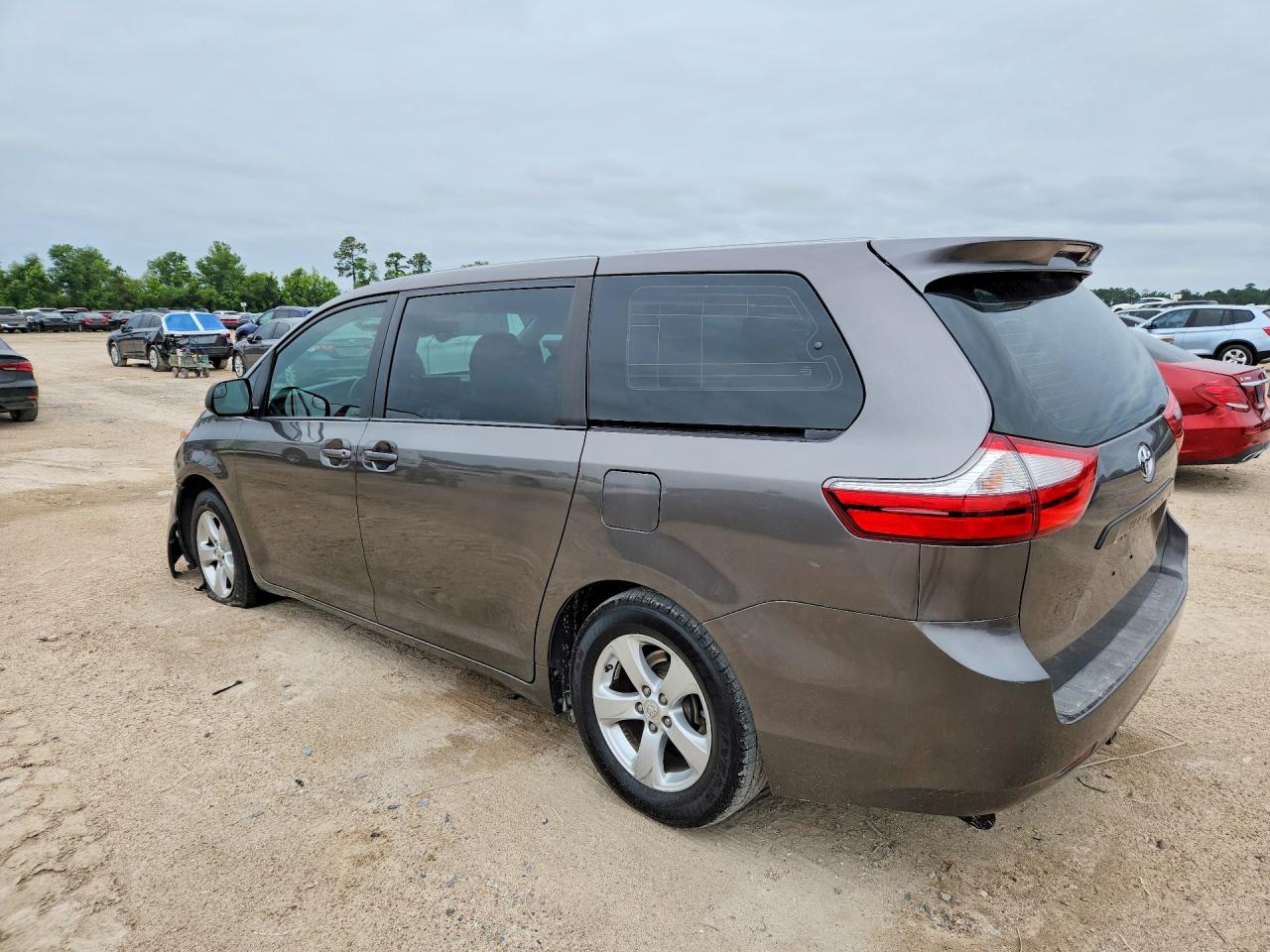 2015 Toyota Sienna L 7-passenger Gray vin: 5TDZK3DCXFS571525