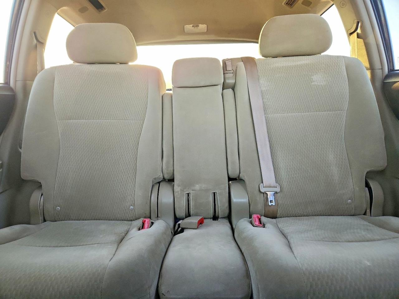 2010 Toyota Highlander Base Charcoal vin: 5TDZK3EH0AS002430