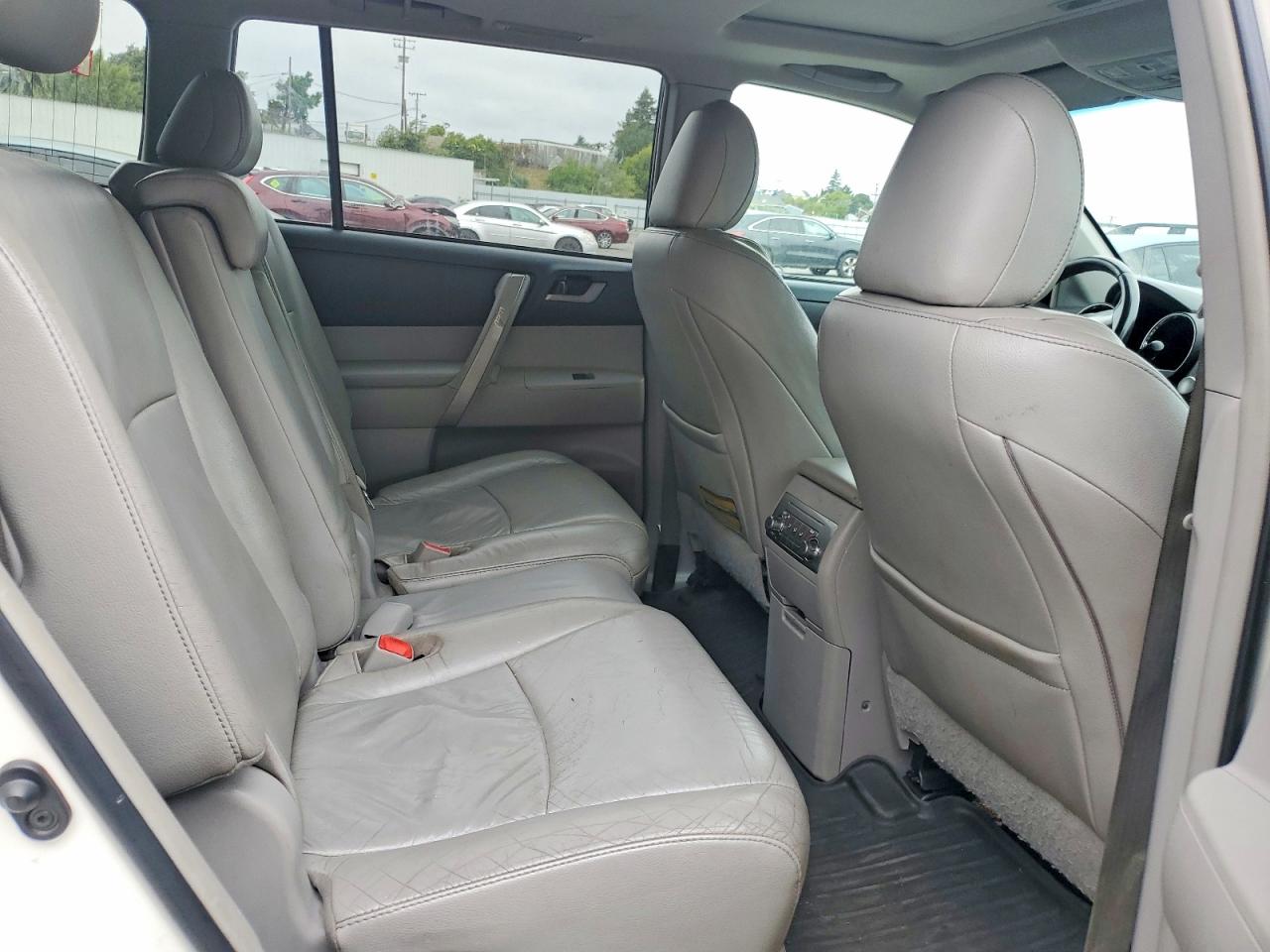 2012 Toyota Highlander Se White vin: 5TDZK3EH0CS062730