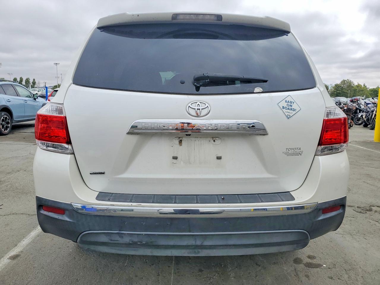 2012 Toyota Highlander Se White vin: 5TDZK3EH0CS062730
