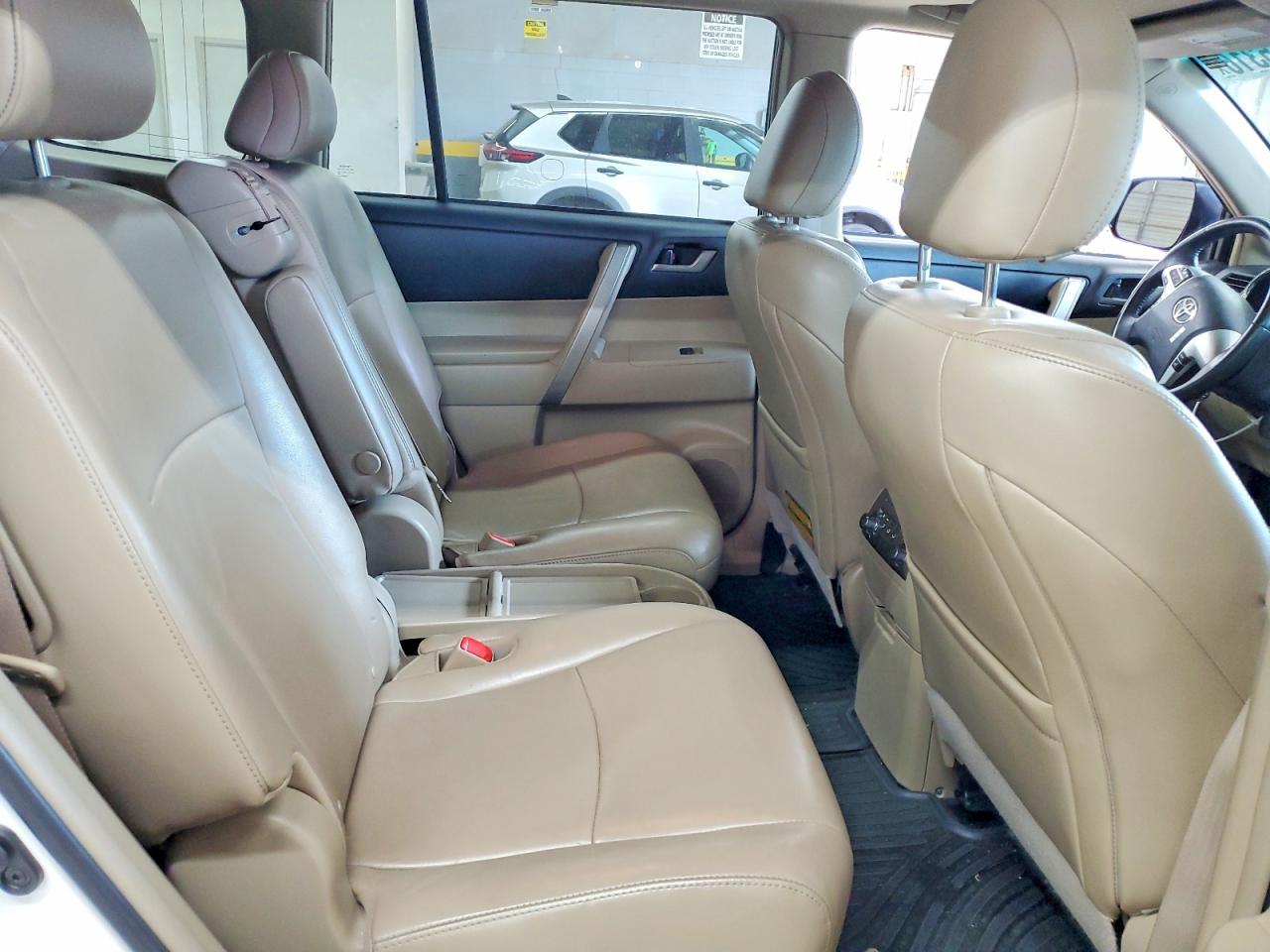 2012 Toyota Highlander Se White vin: 5TDZK3EH0CS089541