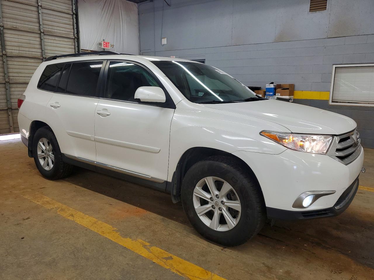 2013 Toyota Highlander Se White vin: 5TDZK3EH0DS096703