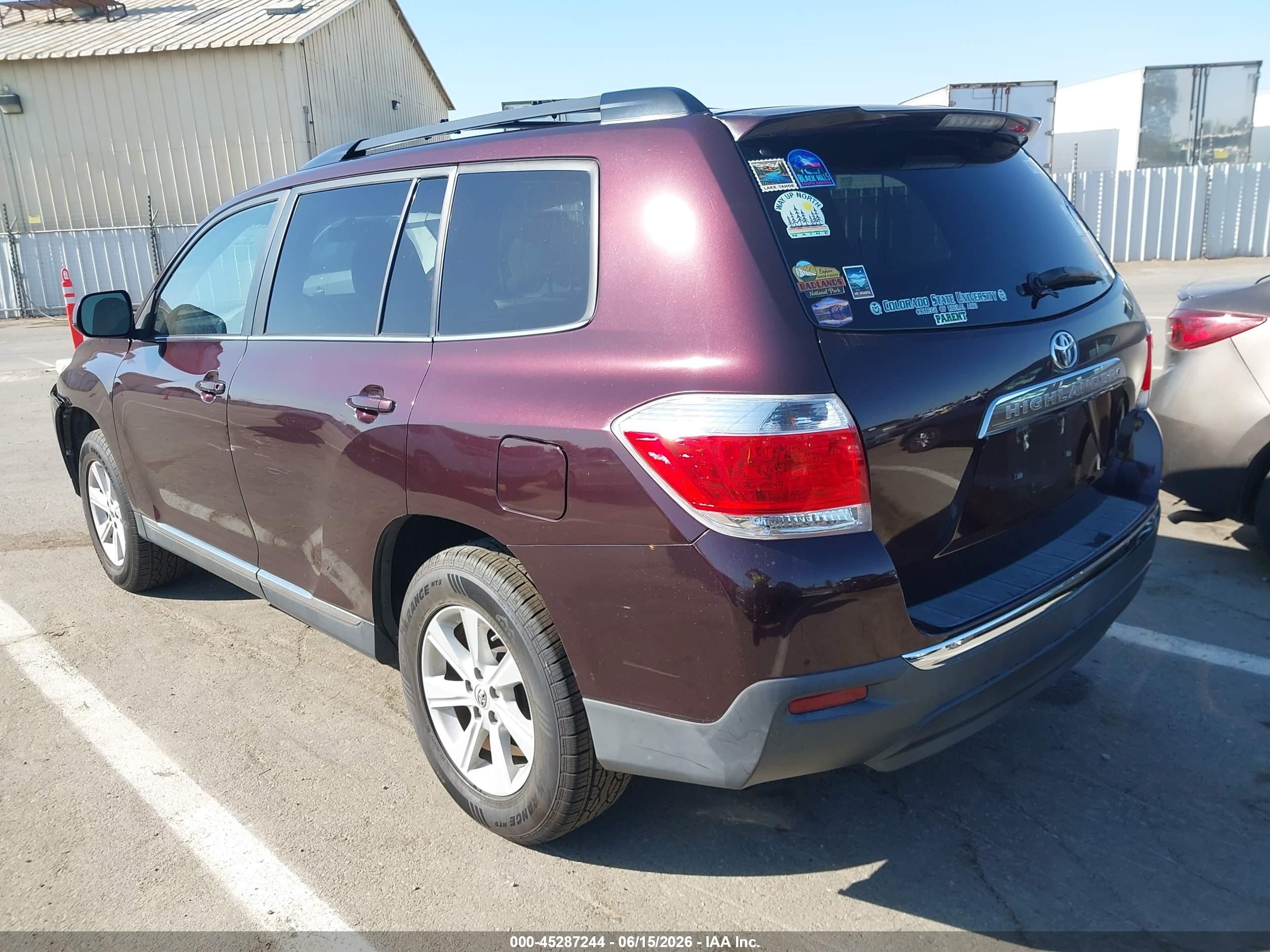 2013 Toyota Highlander Base Plus V6 Burgundy vin: 5TDZK3EH0DS108252